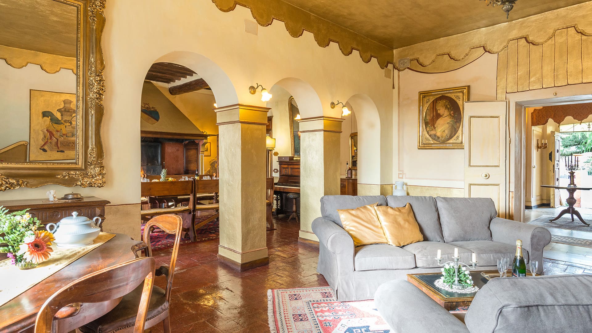 Palazzo Quercia Cortona: Spacious 7-Bedroom Luxury Apartment with Pool and Sauna, Cortona