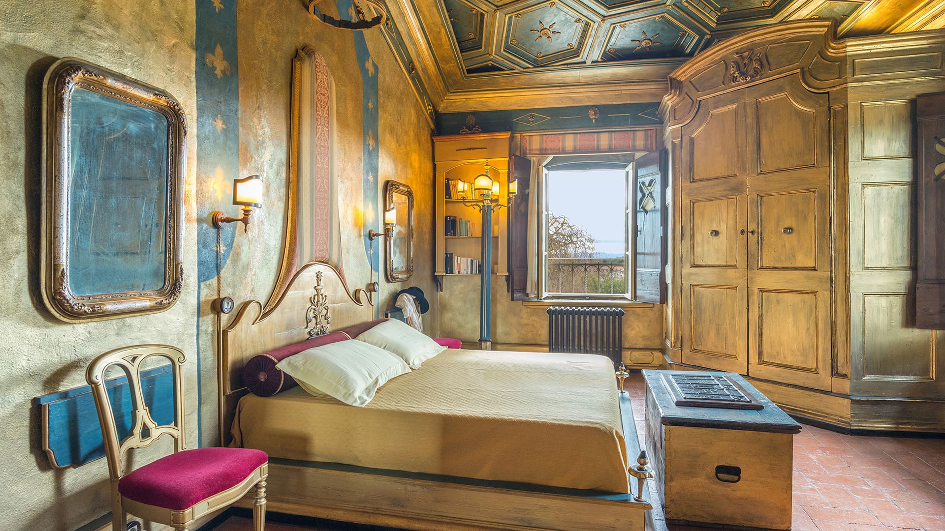 Palazzo Quercia Cortona: Spacious 7-Bedroom Luxury Apartment with Pool and Sauna, Cortona