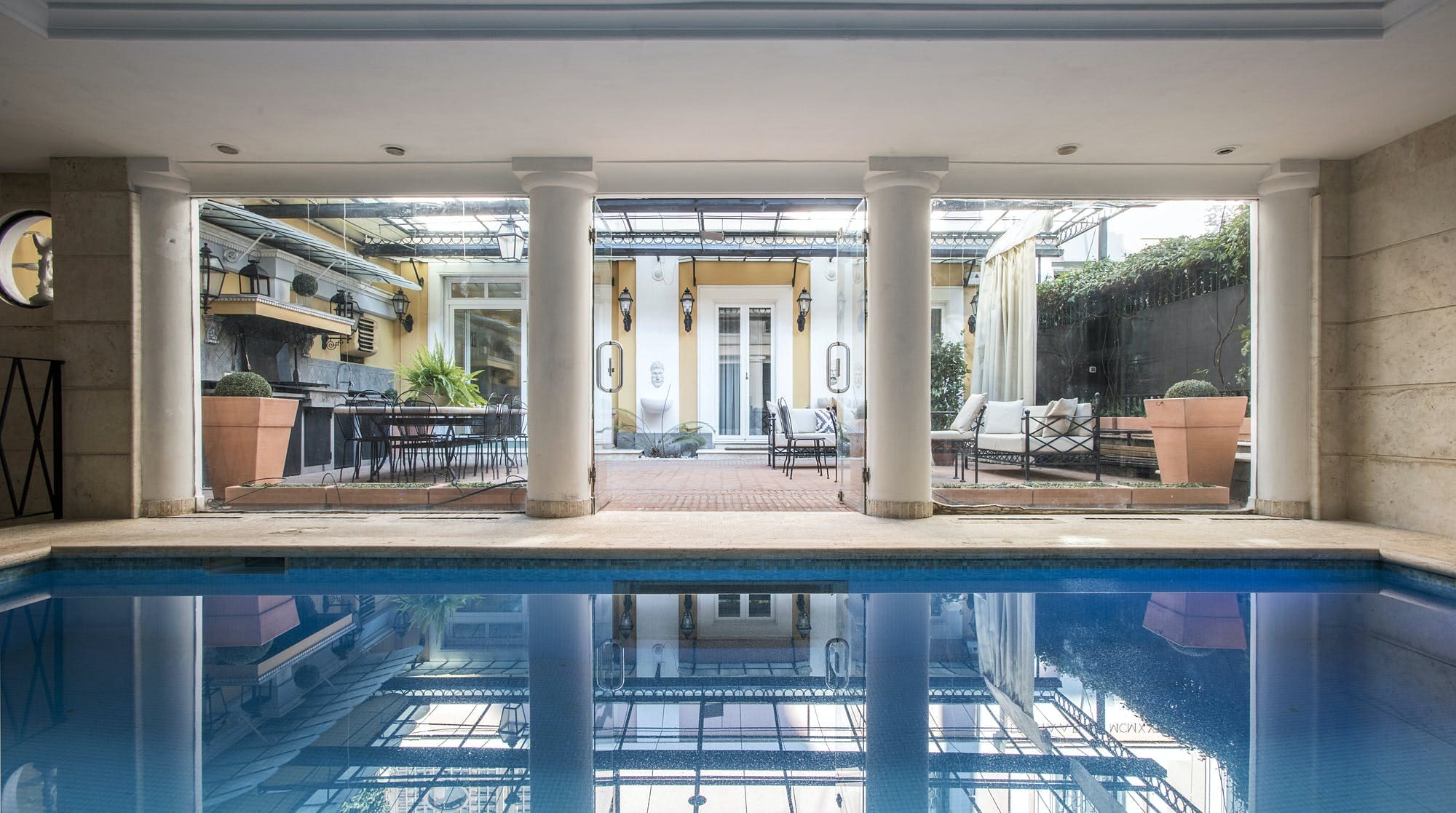 Palazzo Quirinale Nomentano: 4-Bedroom Luxury Apartment with Pool and Sauna, Rome