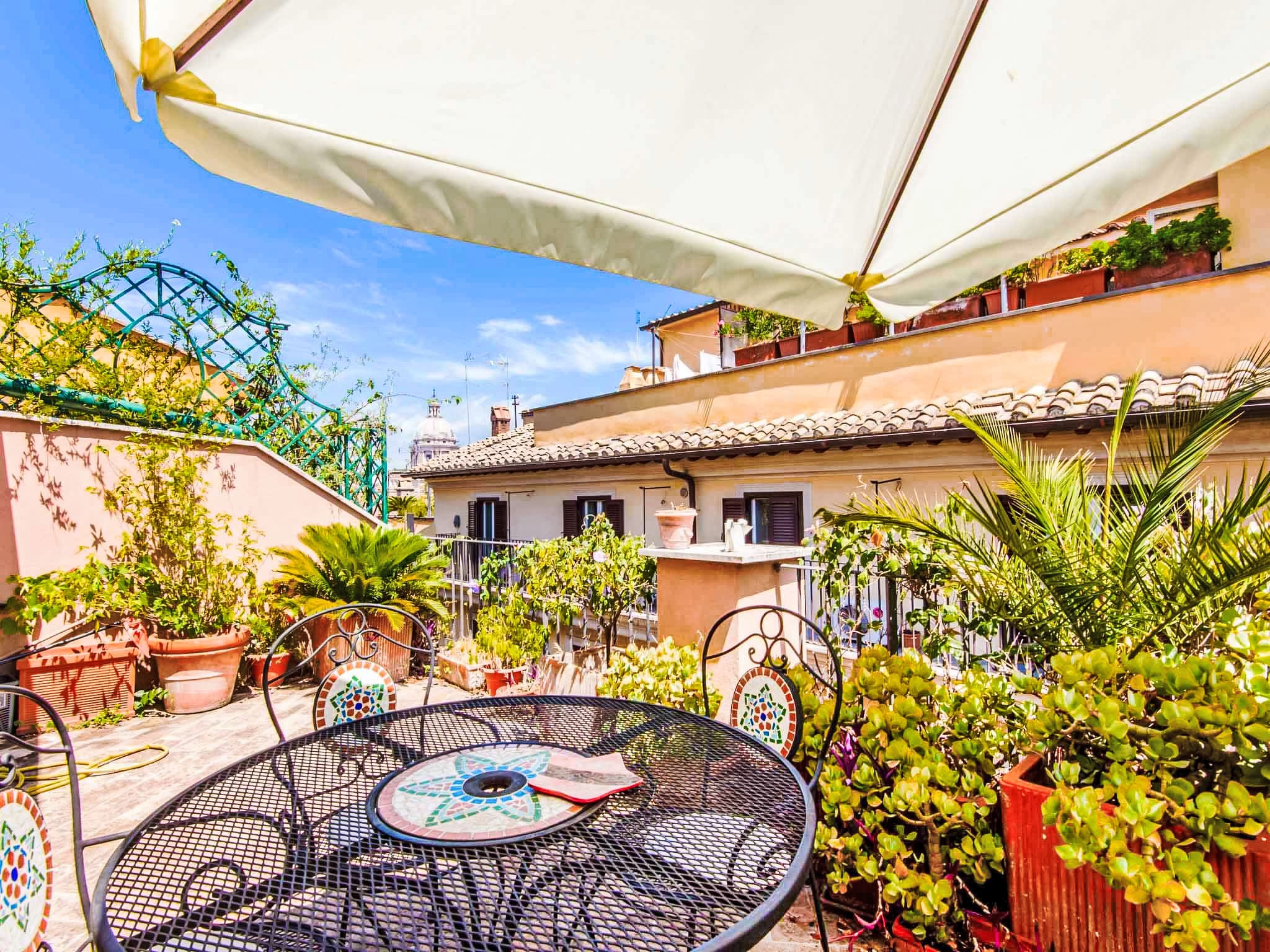 Palazzo Ripetta Roma: Stylish 1-Bedroom Apartment with Terrace Near Spanish Steps in Rome’s Historic Center