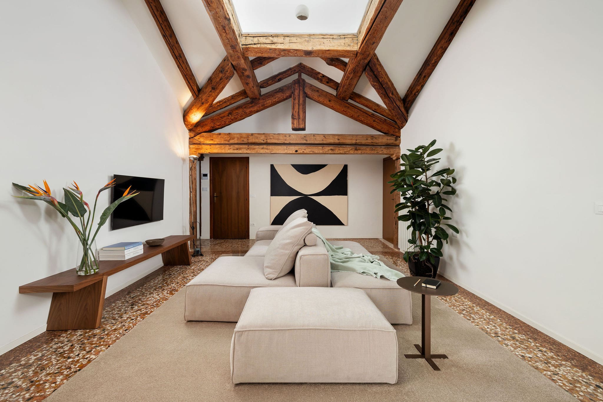 Palazzo Salute San Marco: Luxury 4-Bedroom Apartment with Rooftop Terrace, San Marco, Venice