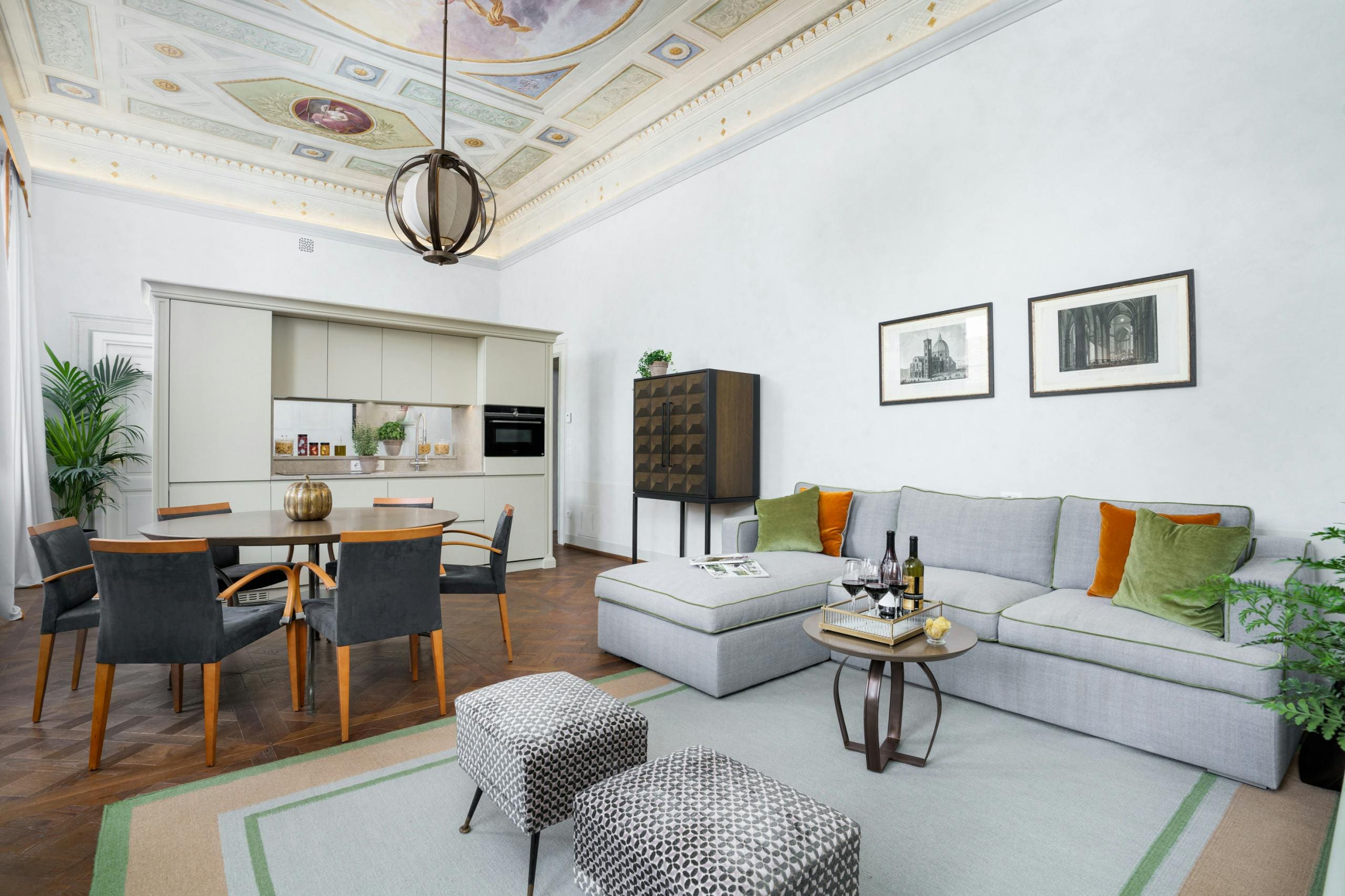 Palazzo SanGiovanni SantaCroce: Charming 2-Bedroom Apartment with Historic Charm, Florence