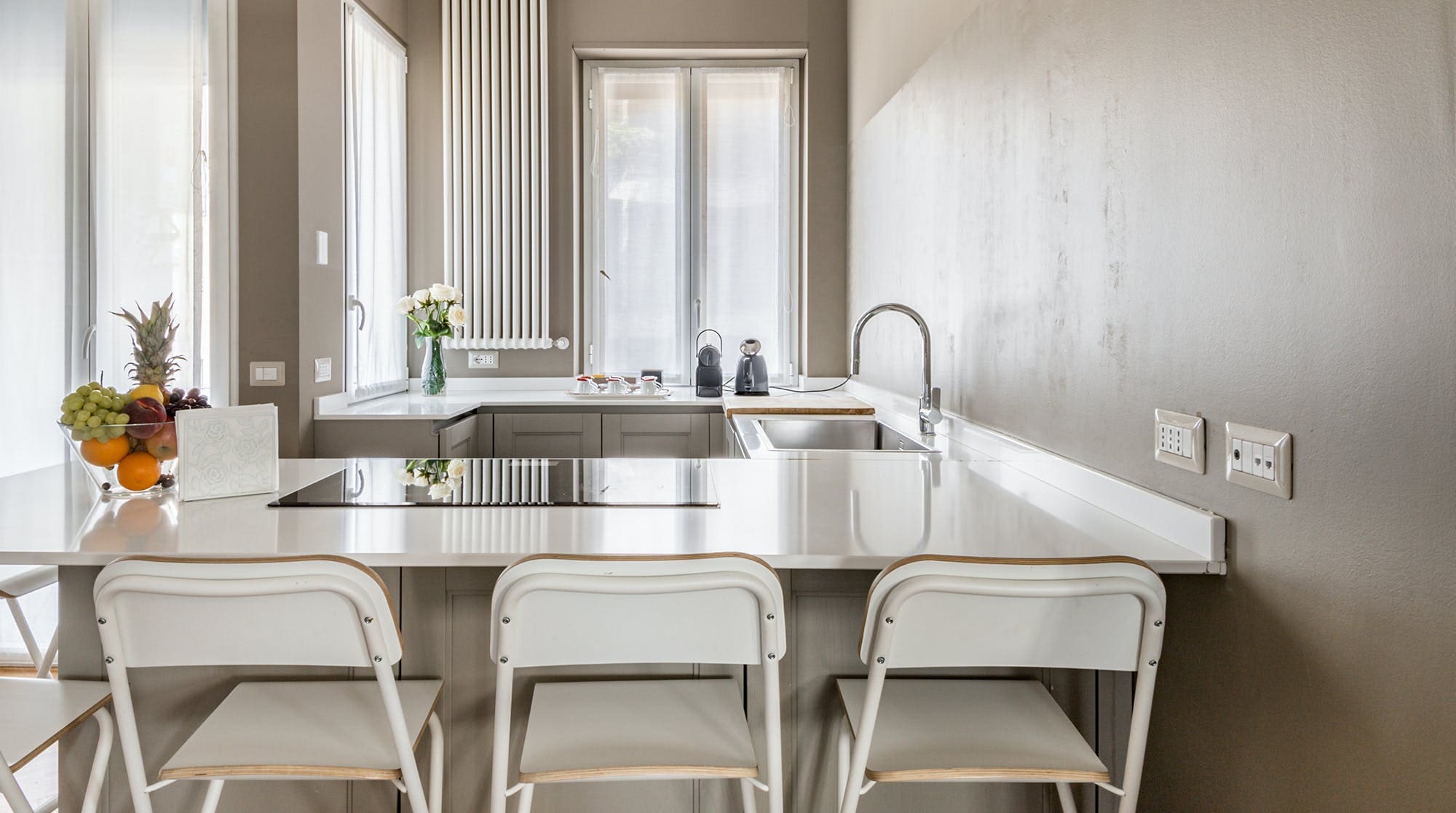 Palazzo Sant’Ambrogio Milano Carrobbio: Luxury 3-Bedroom Apartment with Hot Tub, Milan Carrobbio