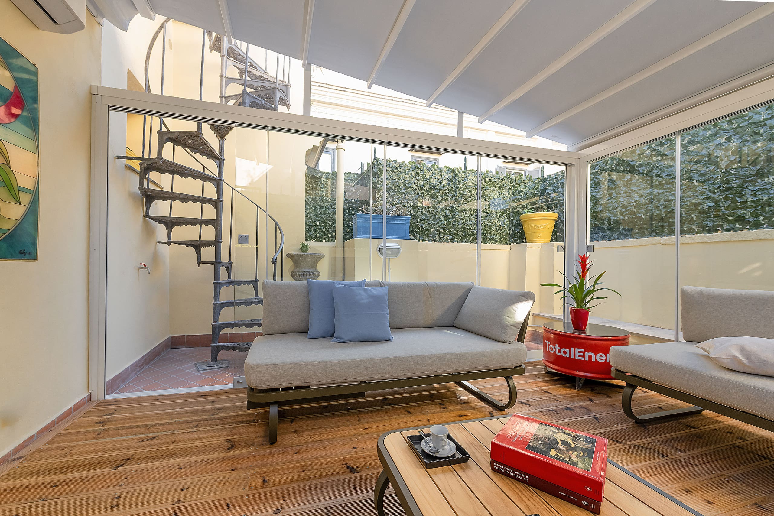 Palazzo Sant’Angelo Rome: Elegant 2-Bedroom Apartment with Terraces, Rome Pantheon