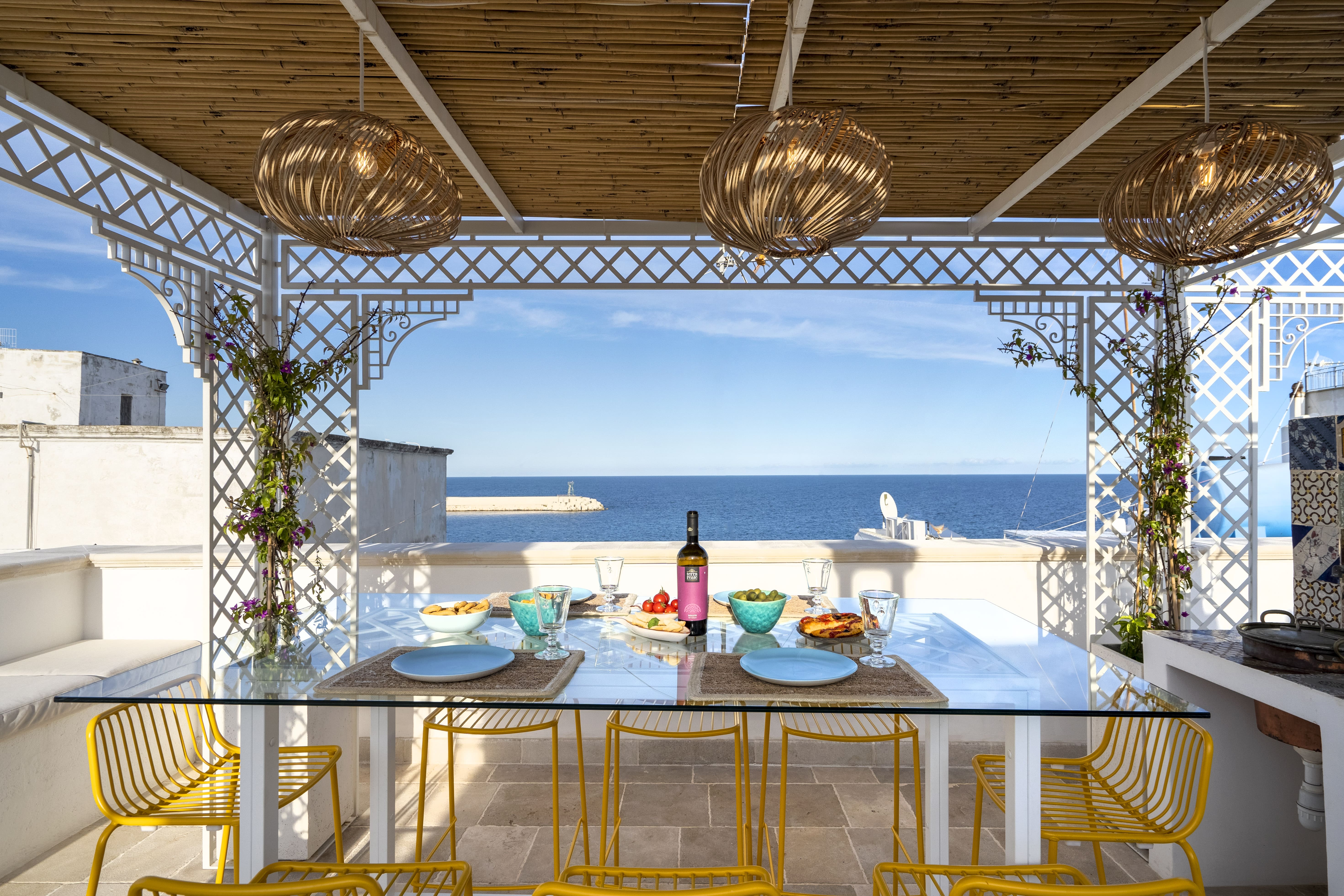 Palazzo Sant’Antonio Monopoli: Elegant 5-Bedroom Apartment with Rooftop Terrace, Monopoli