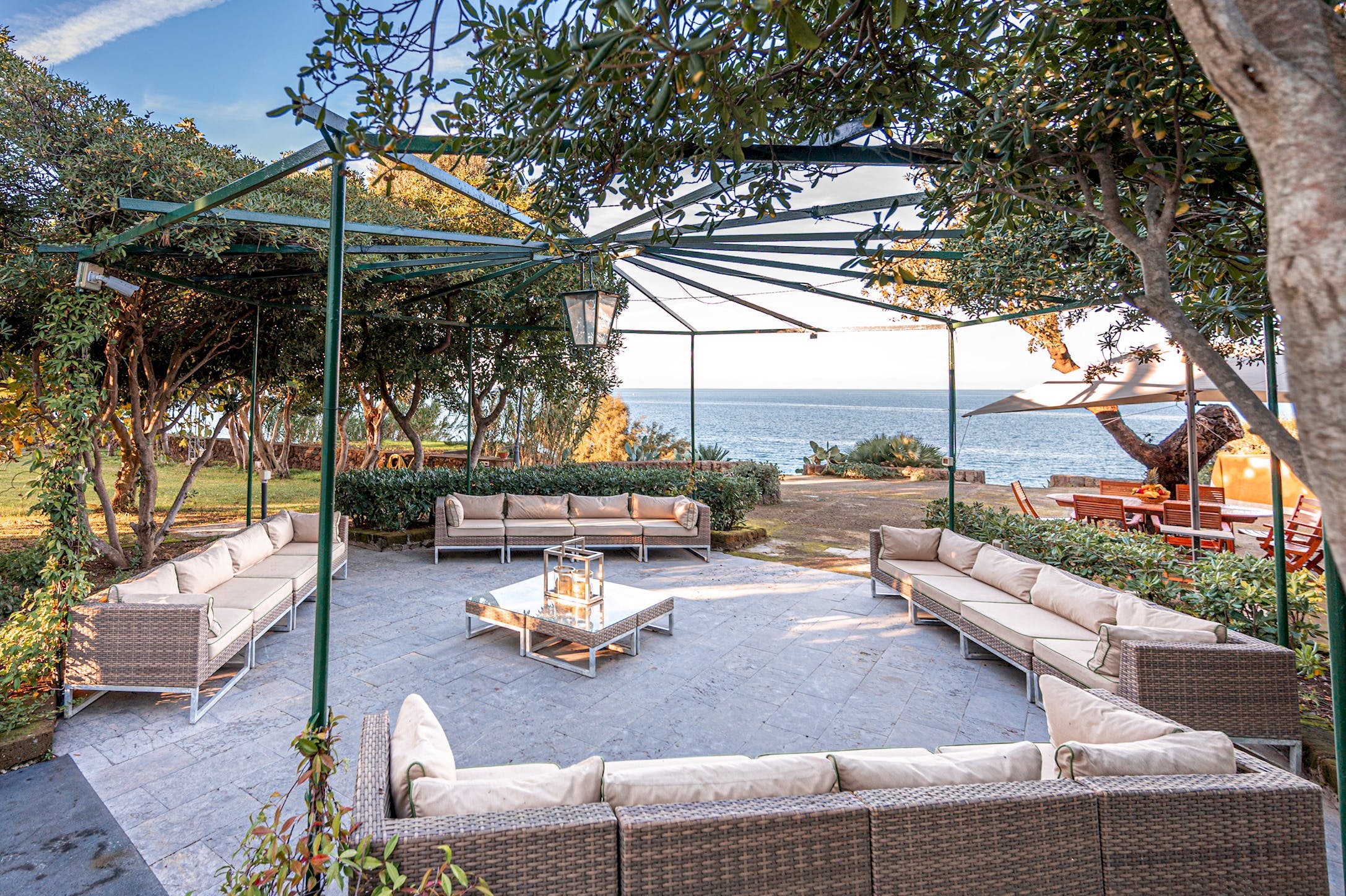 Palazzo Serao Ischia: Luxury 5-Bedroom Apartment with Seaview and Pool, Ischia