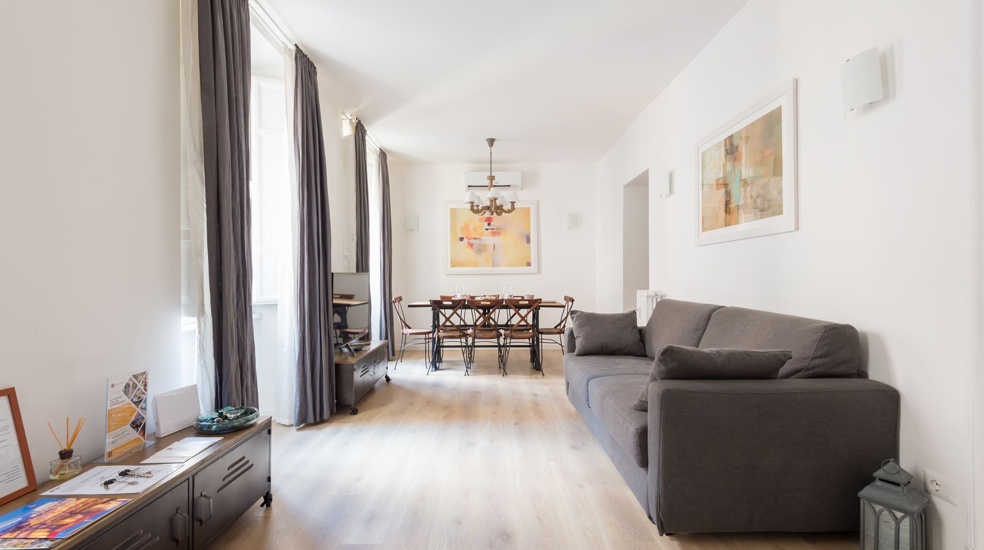 Palazzo Tevere Flaminio: Charming 3-Bedroom Apartment with Seaview, Rome Flaminio