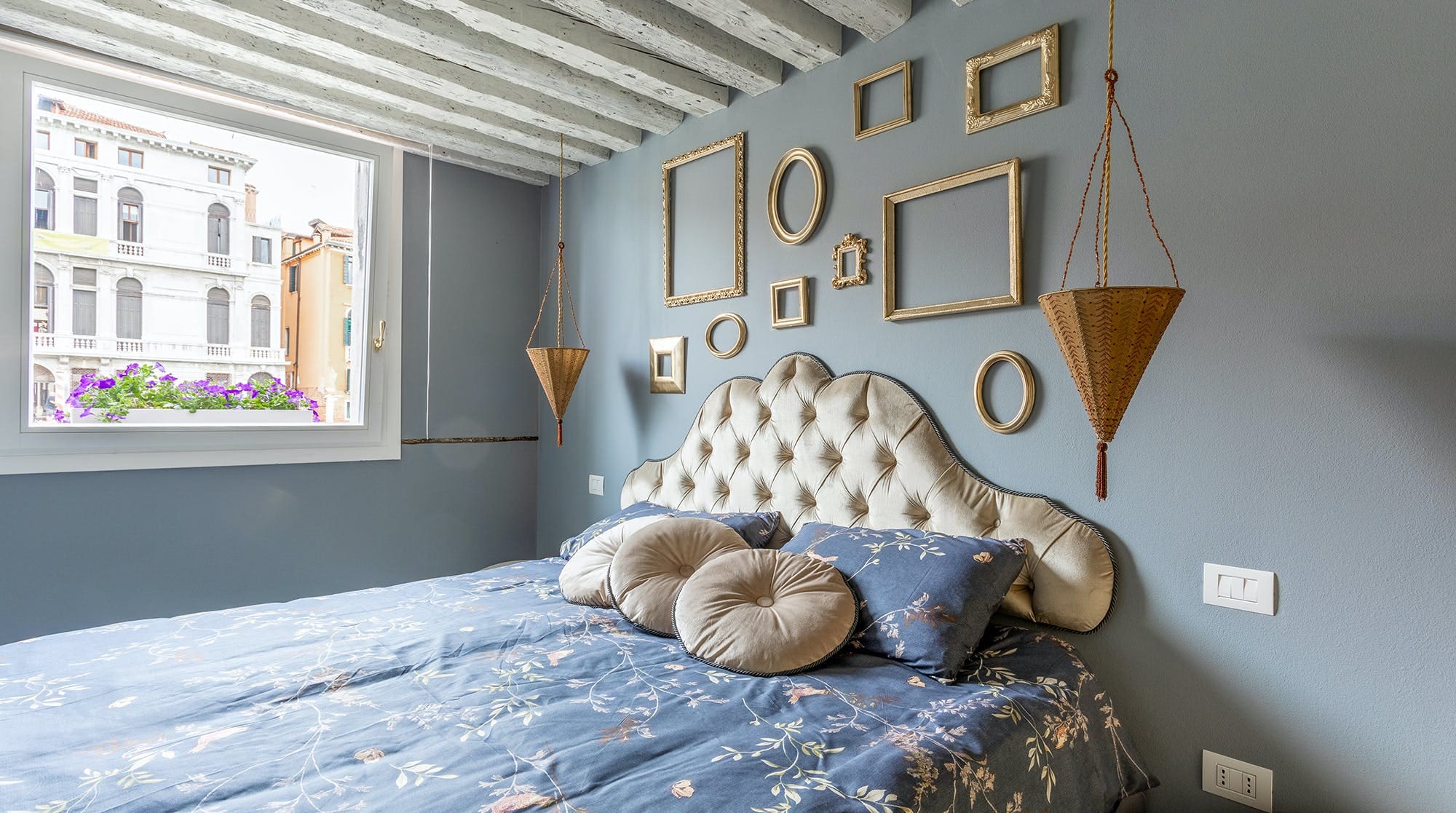 Palazzo Tintoretto Dorsoduro: Luxury 2-Bedroom Apartment with Sea Views, Dorsoduro Venice