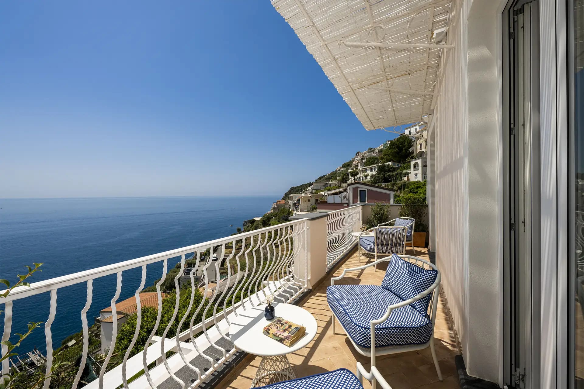 Palazzo Tramonti Praiano: Luxury 5-Bedroom Apartment with Seaviews and Pool, Praiano