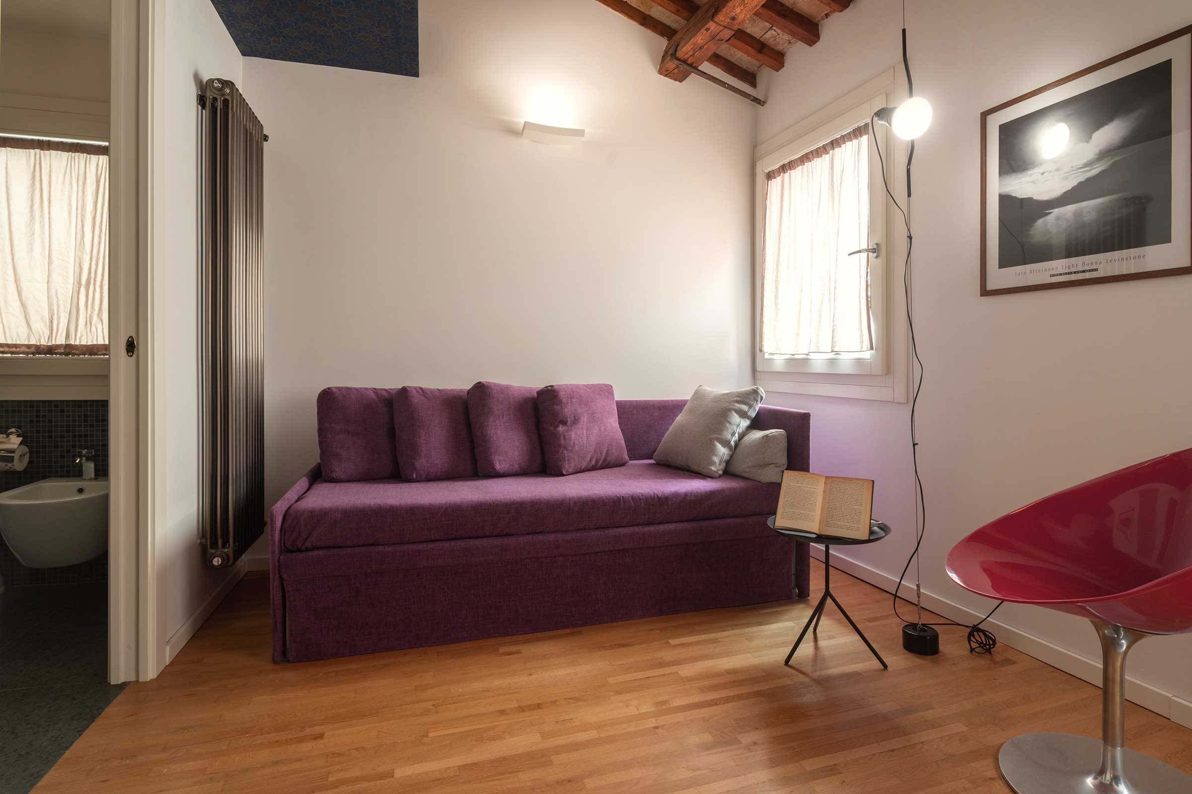 Palazzo Zattere Dorsoduro Dorsoduro 4: Stunning 3-Bedroom Luxury Penthouse with Canal Views, Venice