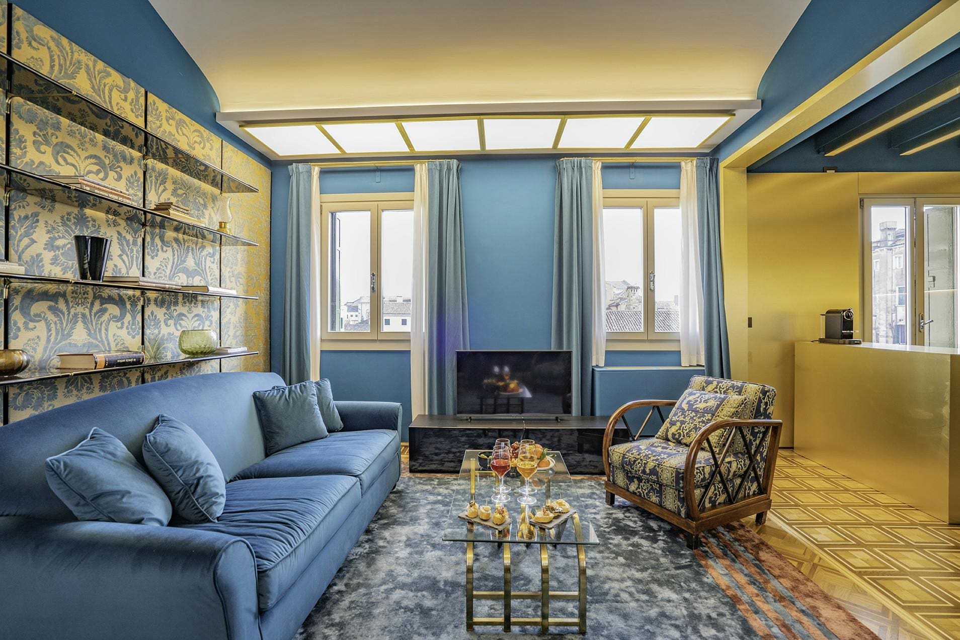 Palazzo Zattere Dorsoduro Dorsoduro 7: Exquisite 4-Bedroom Apartment with Seaview, Dorsoduro, Venice