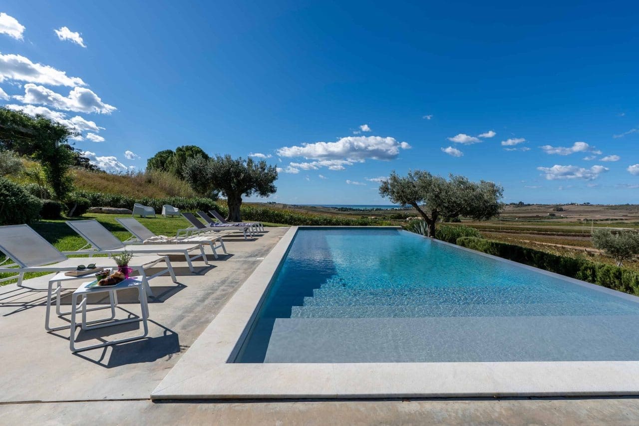 Poggio degli Ulivi Sicily: Luxury 3-Bedroom Villa with Seaview and Pool, Sicily
