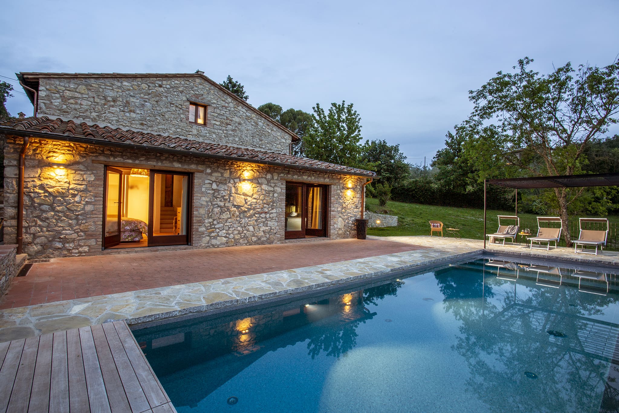 Poggio dei Vigneti: Luxury 3-Bedroom Villa with Swimming Pool in Chianti