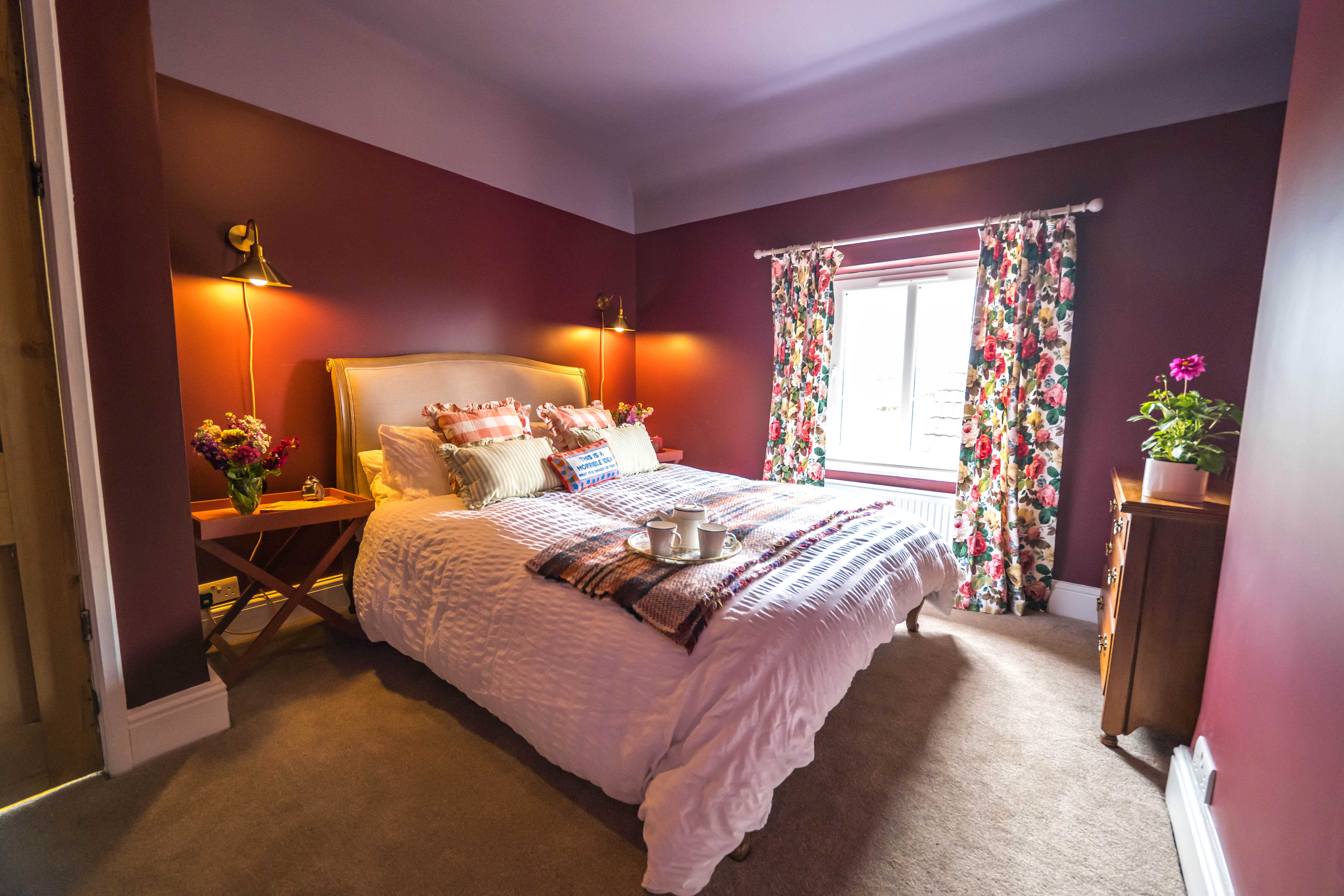 Ponies Rest Cottage: 6-Bedroom Victorian Cottage Rental North Lincolnshire with Hot Tub and Nature Reserve Views