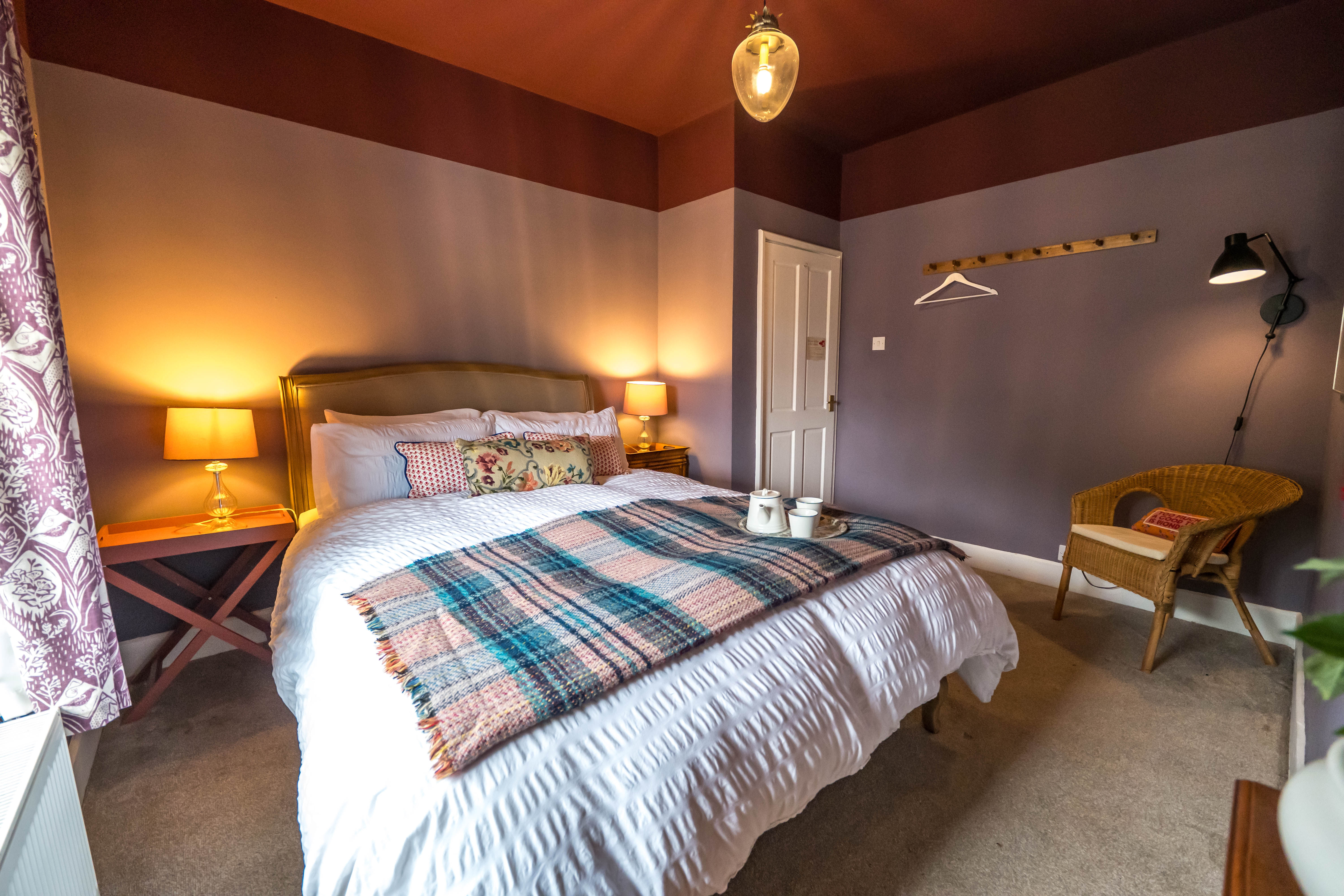 Ponies Rest Cottage: 6-Bedroom Victorian Cottage Rental North Lincolnshire with Hot Tub and Nature Reserve Views