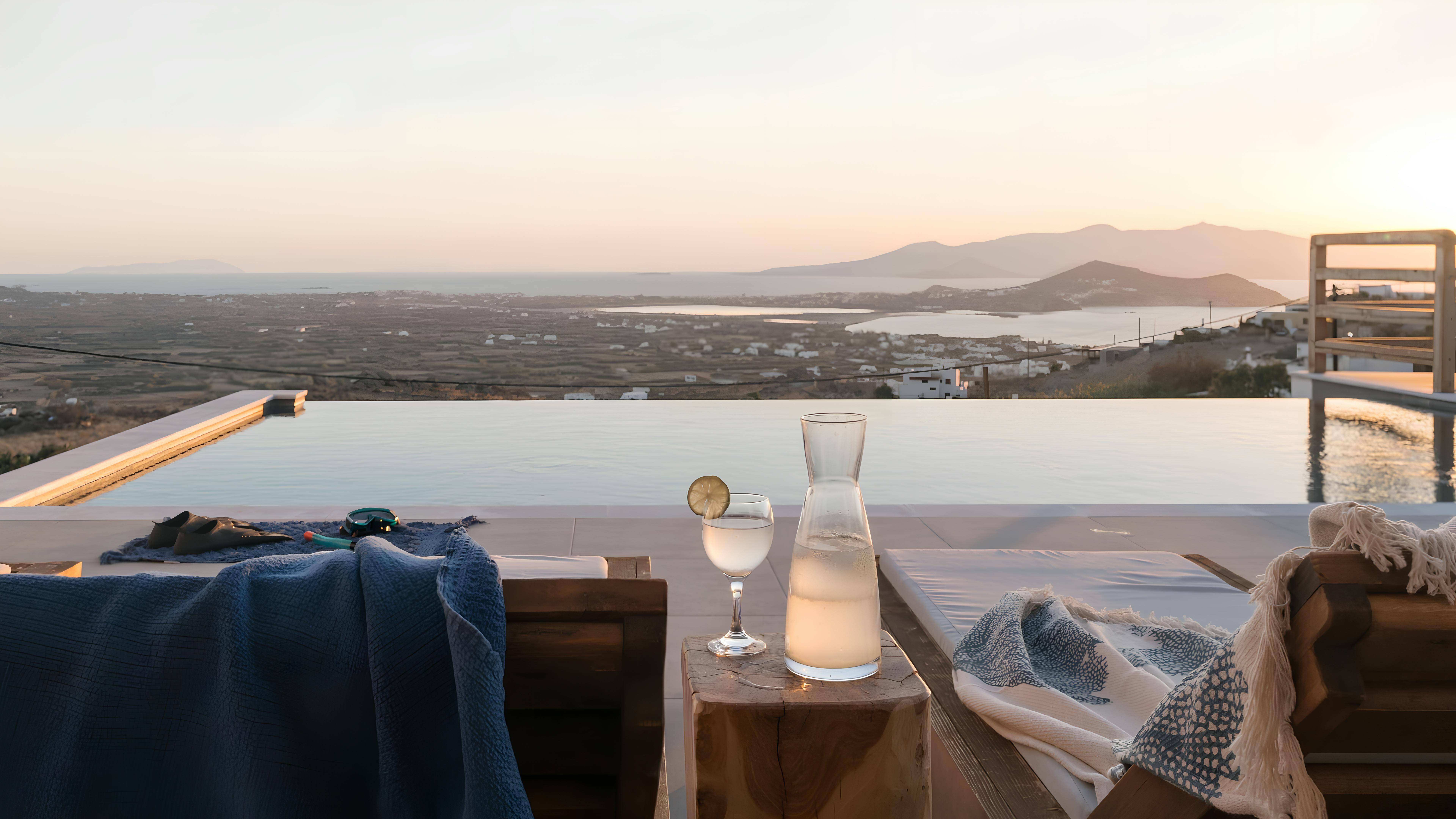 Pyrgos Agios Georgios: Luxury 4-Bedroom House with Infinity Pool, Naxos