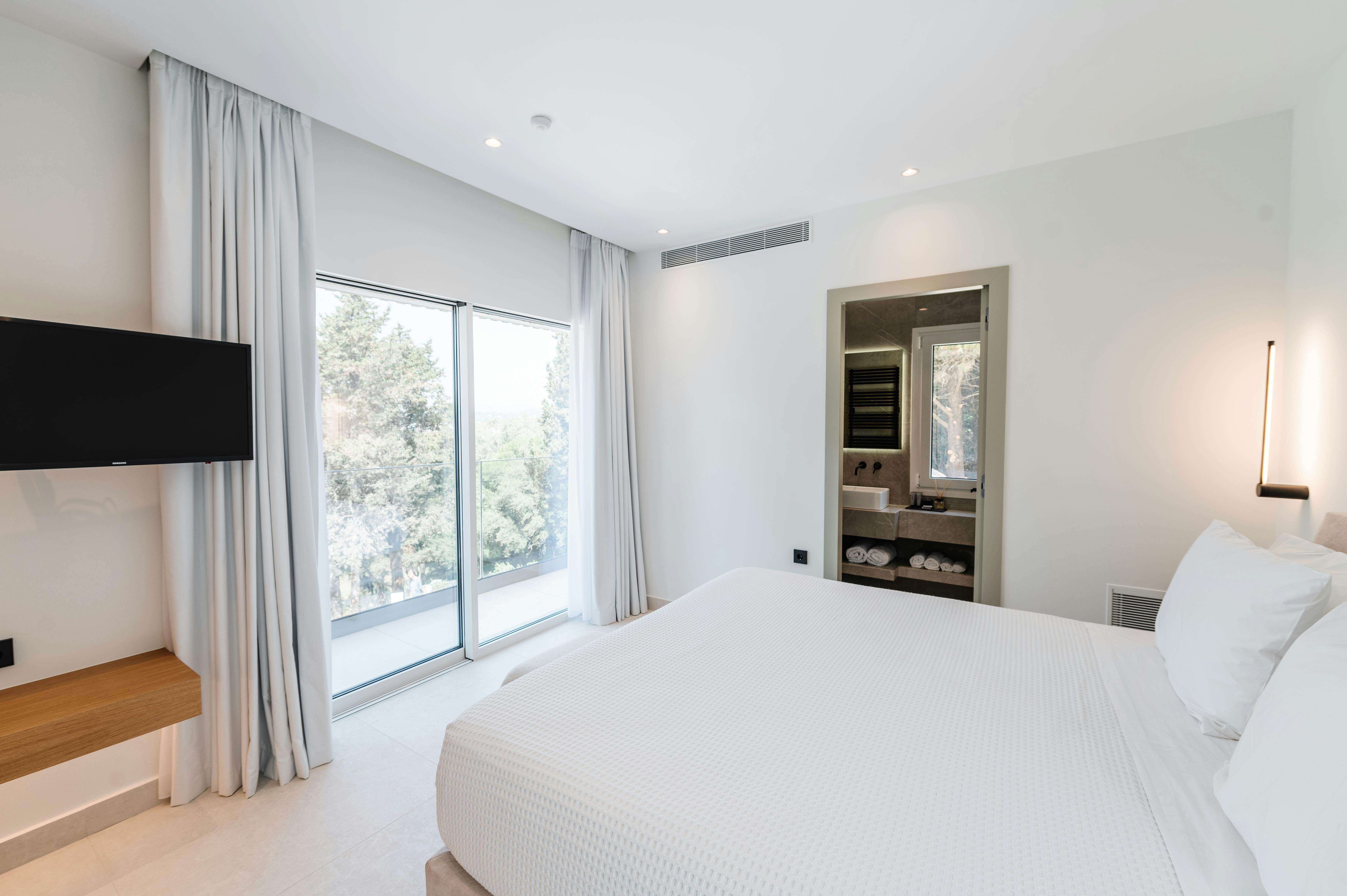 Pyrgos Kallistratos: Stunning 7-Bedroom Luxury Villa Rental with Private Pool, Corfu