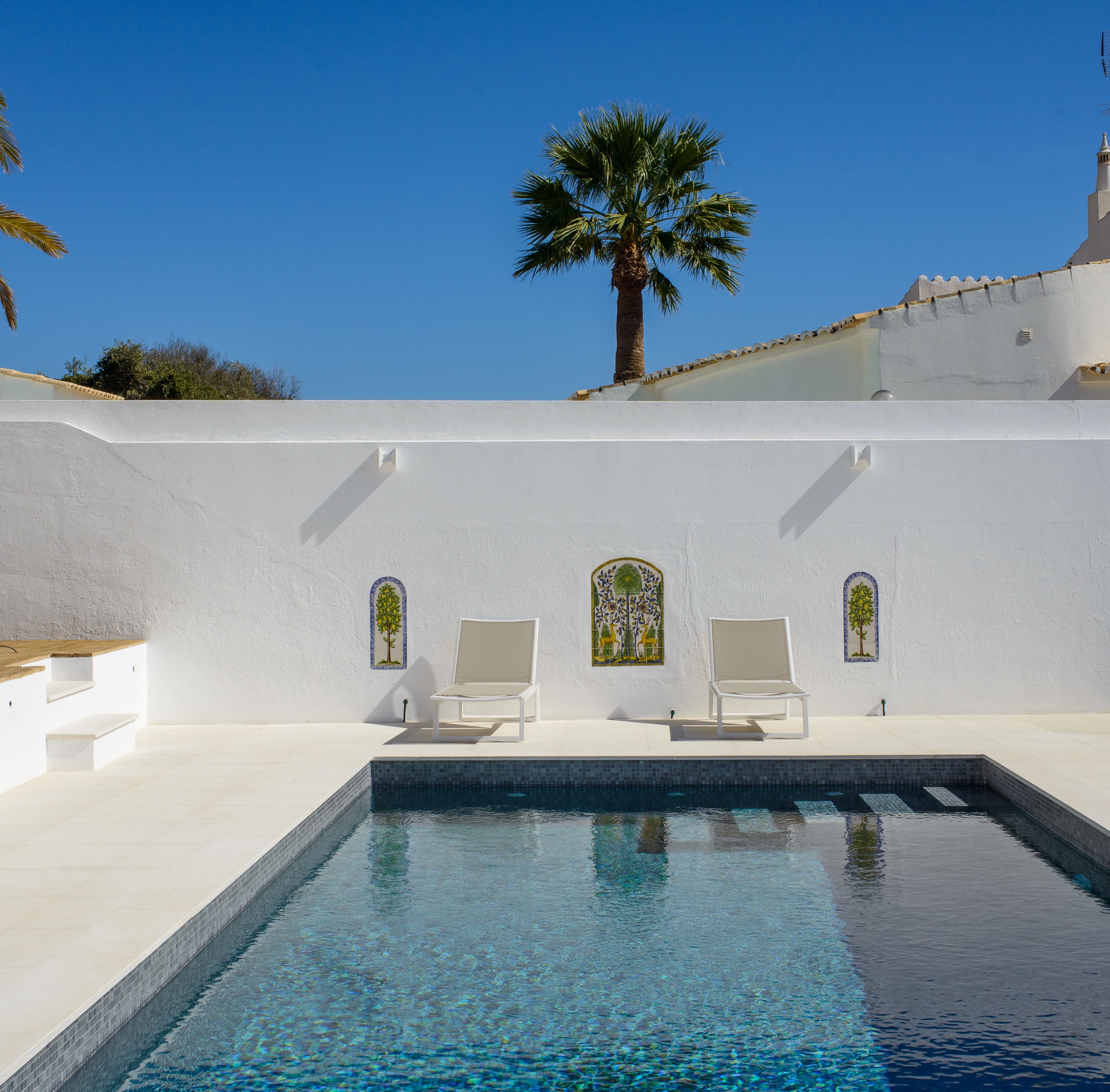 Quinta Alvorada Portimao: Luxury 5-Bedroom Apartment with Seaview and Pool, Portimao