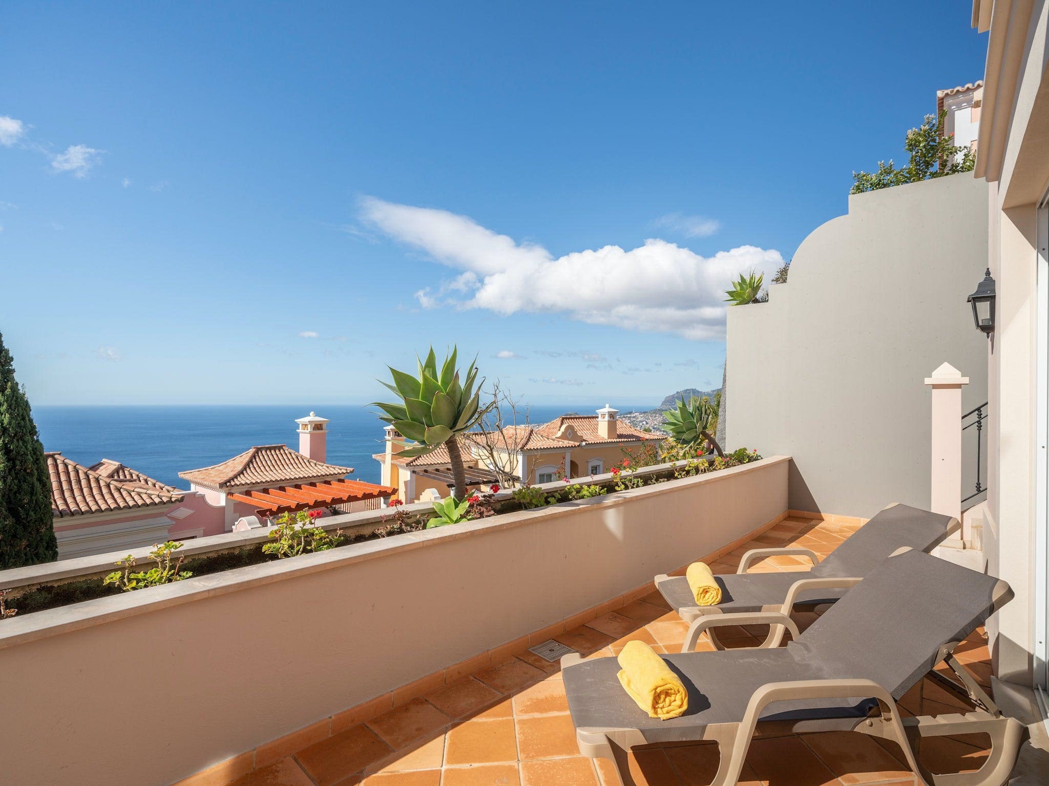 Quinta Laurisilva Funchal Funchal 2: Luxury 3-Bedroom Villa with Sea Views and Private Pool, Funchal