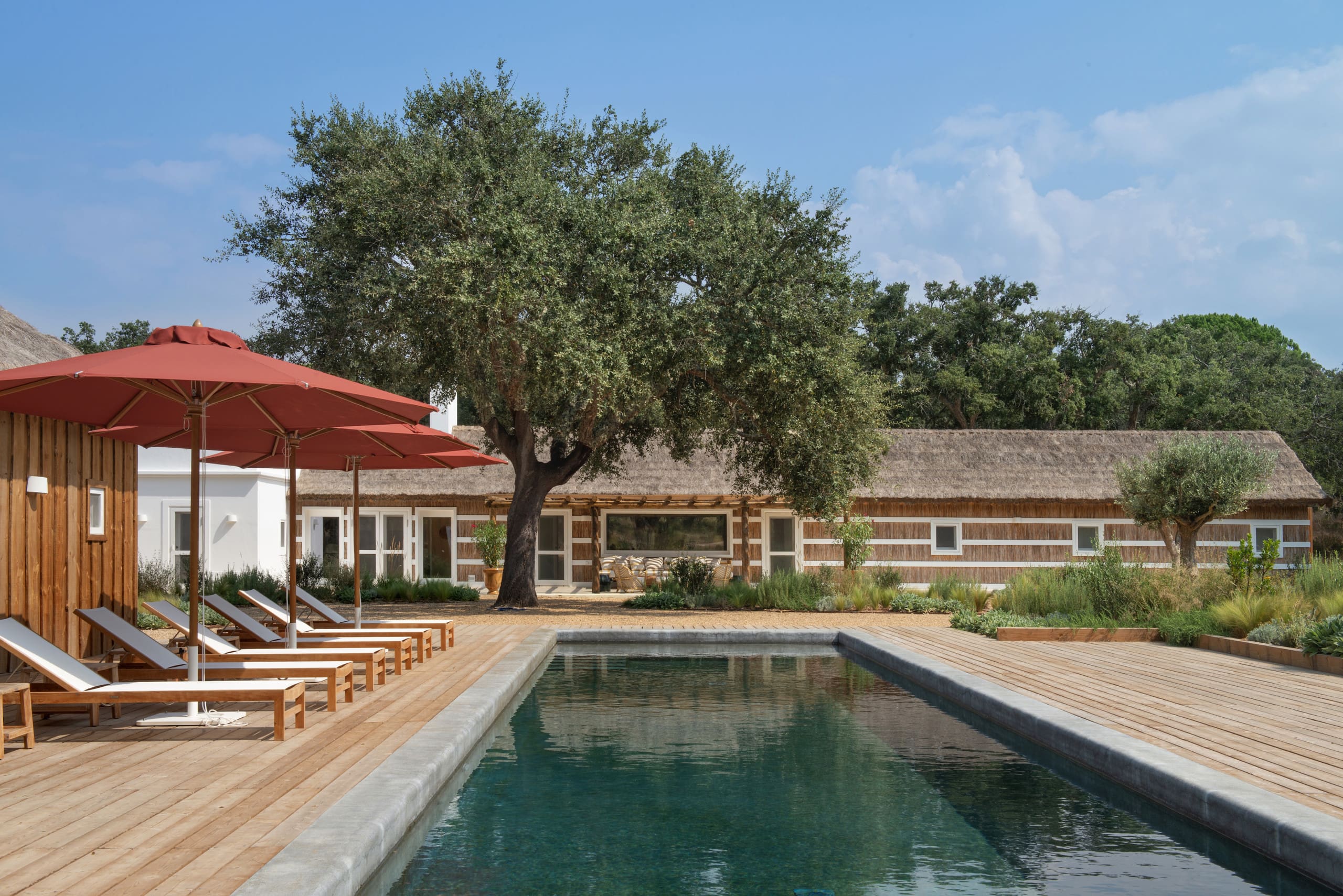 Quinta Pego Comporta: Luxury 6-Bedroom Villa with Sauna and Sea Views, Comporta