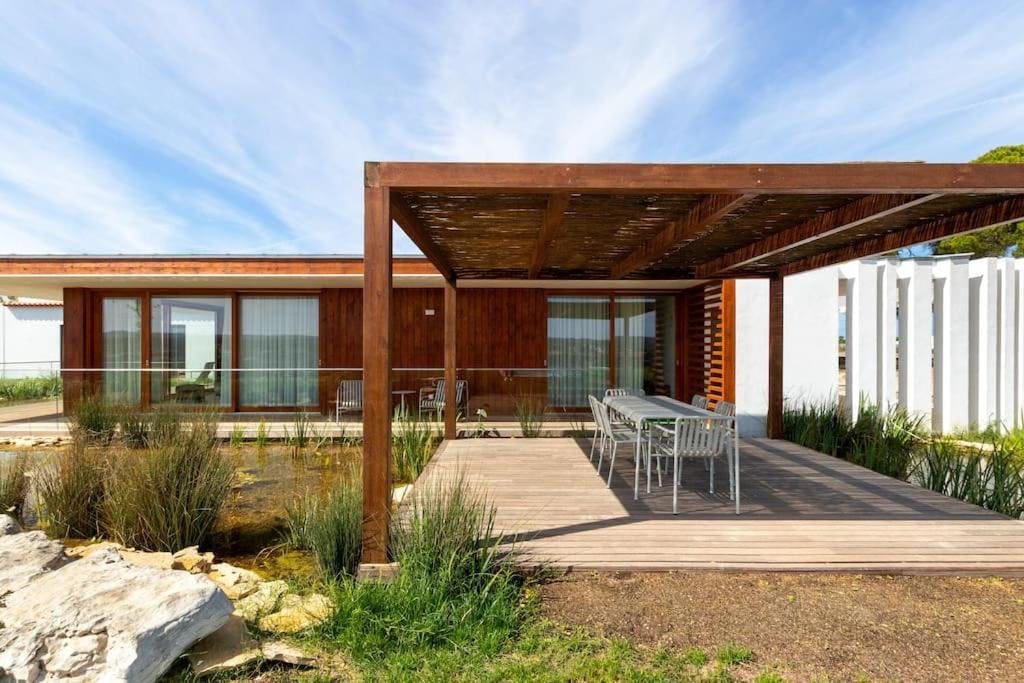 Quinta Sobreira Alentejo: Spacious 4-Bedroom Villa with Pool and Seaview, Alentejo Litoral