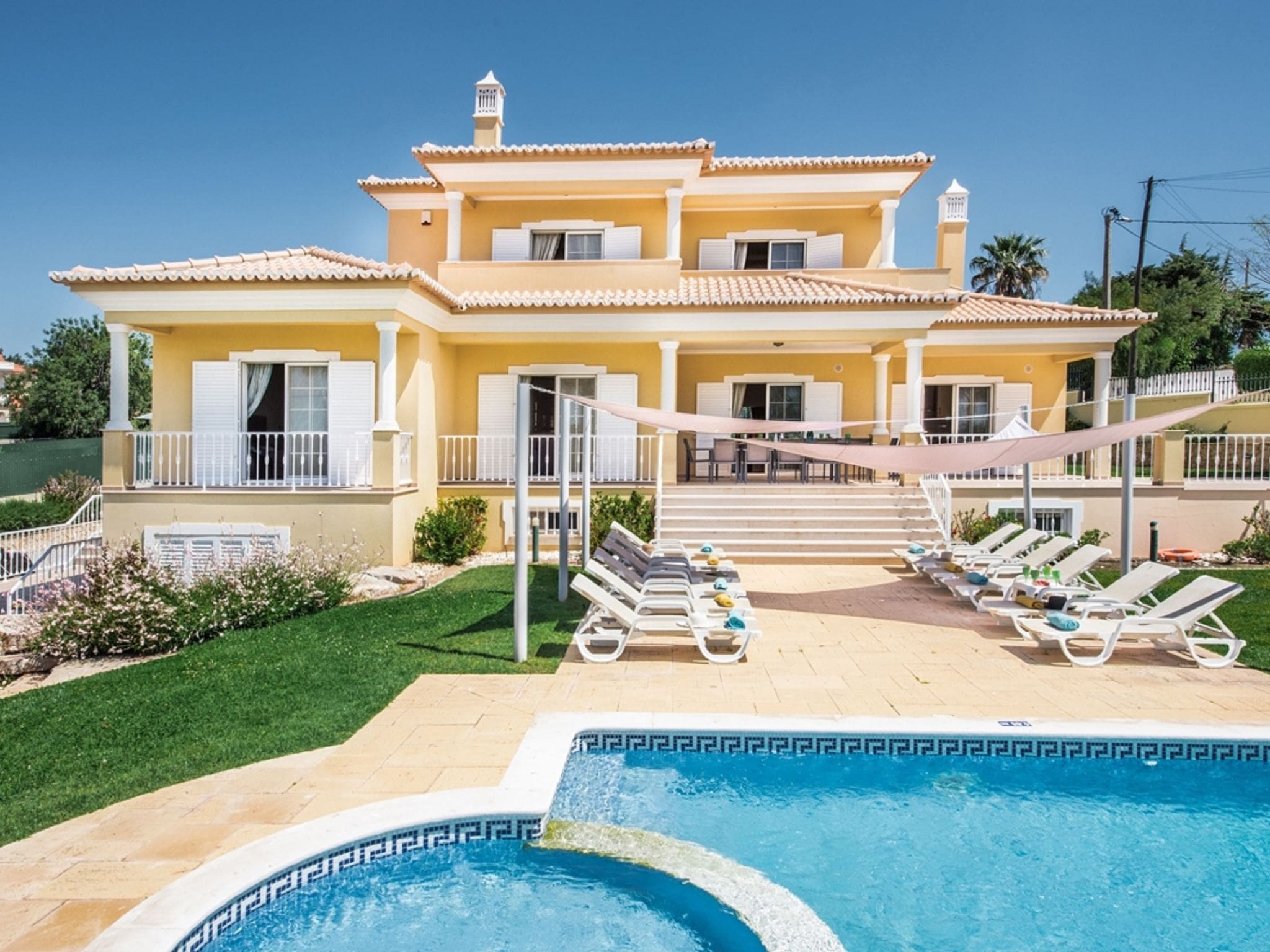 Quinta Sobreiro Boliqueime: Magnificent 6-Bedroom Family Villa with Private Pool and Country Views in Central Algarve Portugal