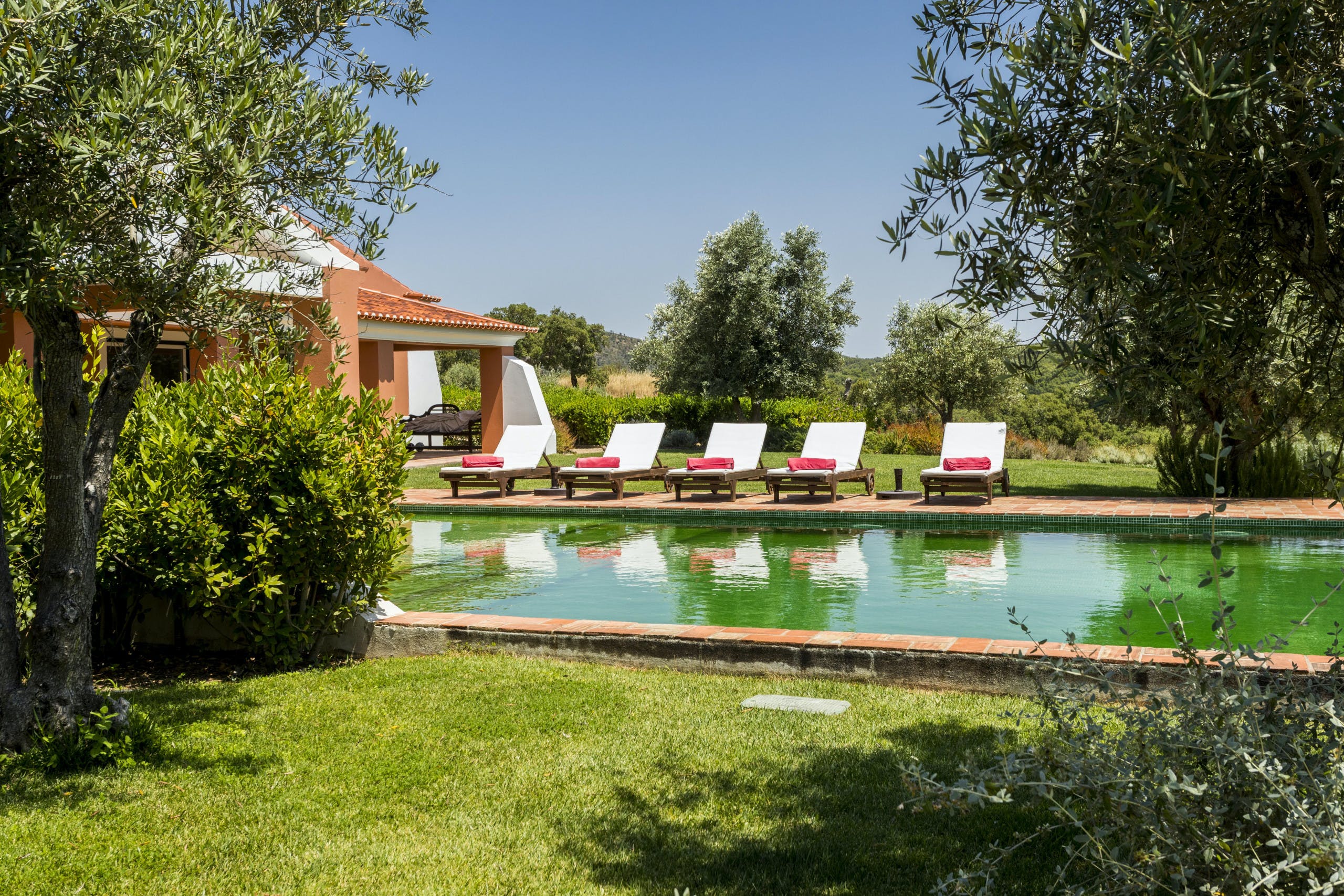 Quinta Sobreiro Melides: Spacious 7-Bedroom Apartment with Infinity Pool, Alentejo Litoral