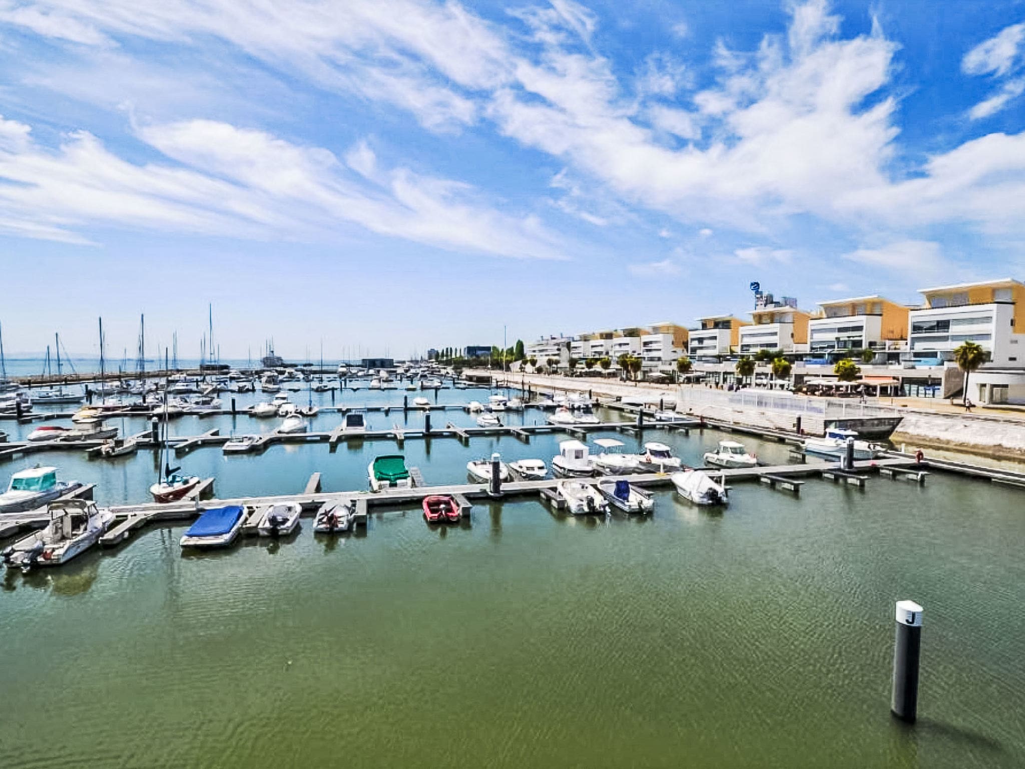 Quinta Tejo Lisbon: Modern 3-Bedroom Apartment with River Views in Parque das Nações Lisbon Portugal