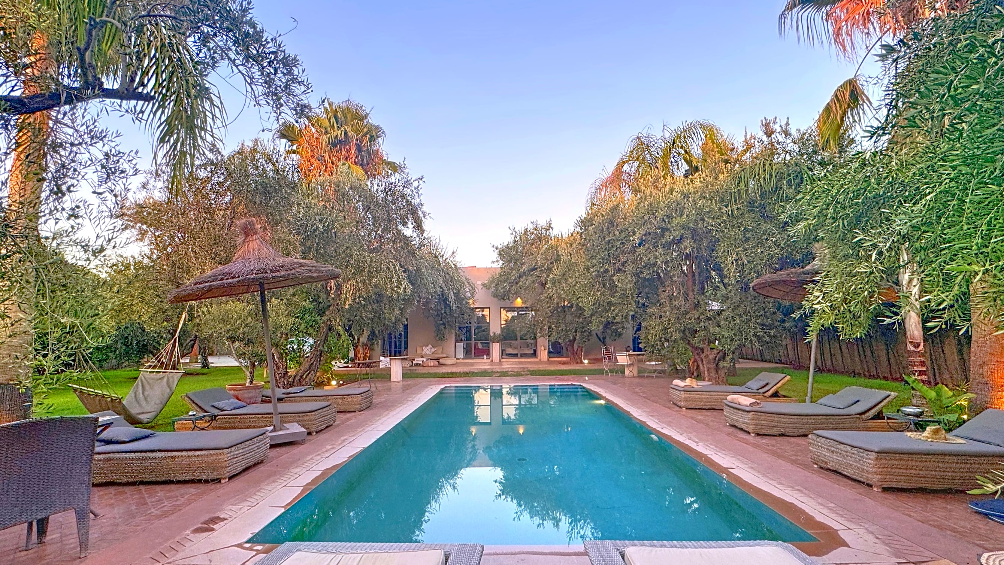 Riad Argan Marrakech: Luxury 5-Bedroom Apartment with Pool and Sauna in Marrakech