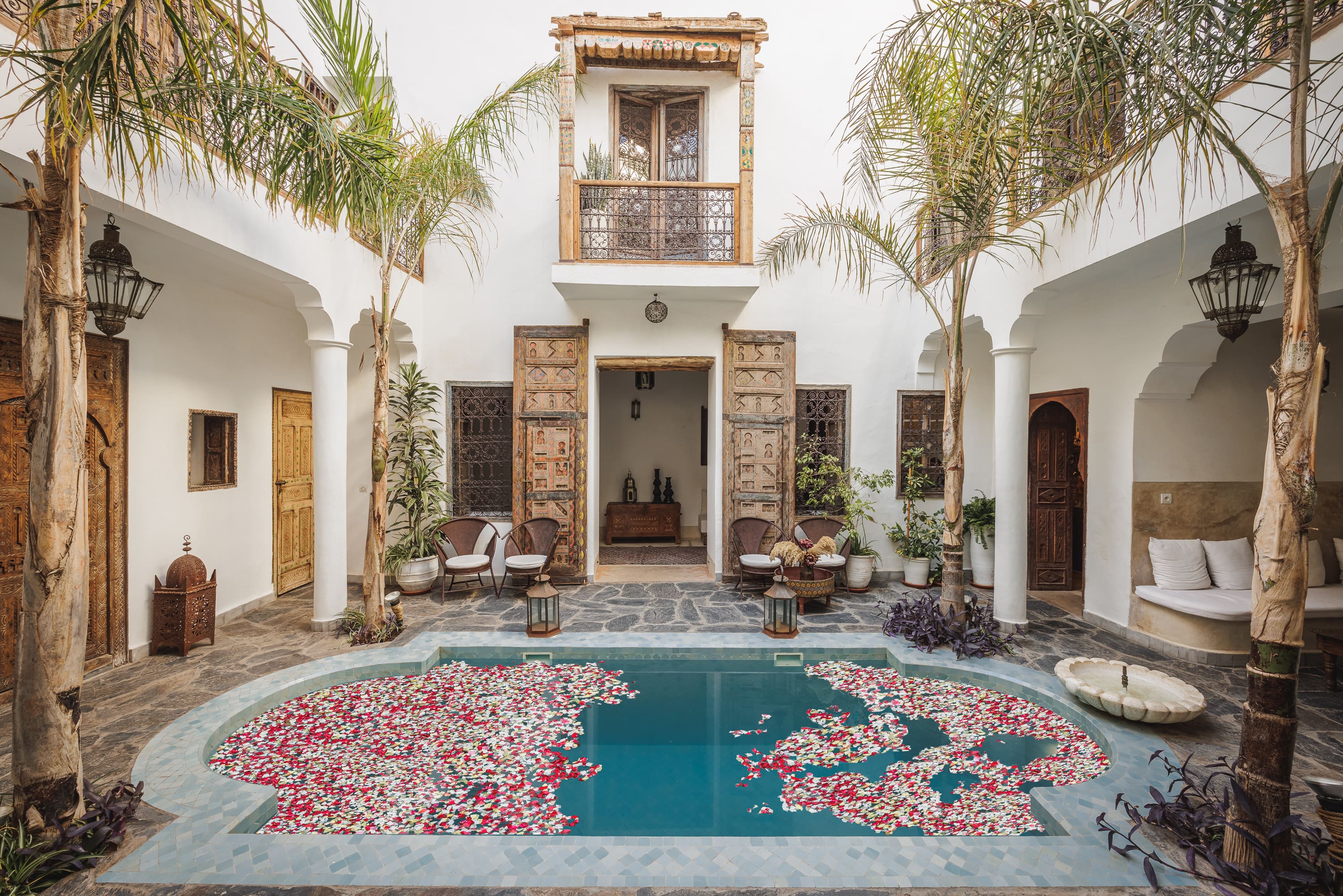 Riad Atlas Marrakech: Luxury 7-Bedroom Villa with Private Pool and Hot Tub, Marrakech