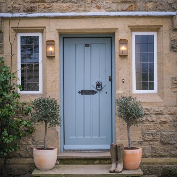 Sandstone Manor Cottage: Historic 3-Bedroom Luxury Cottage West Sussex with Private Estate Setting