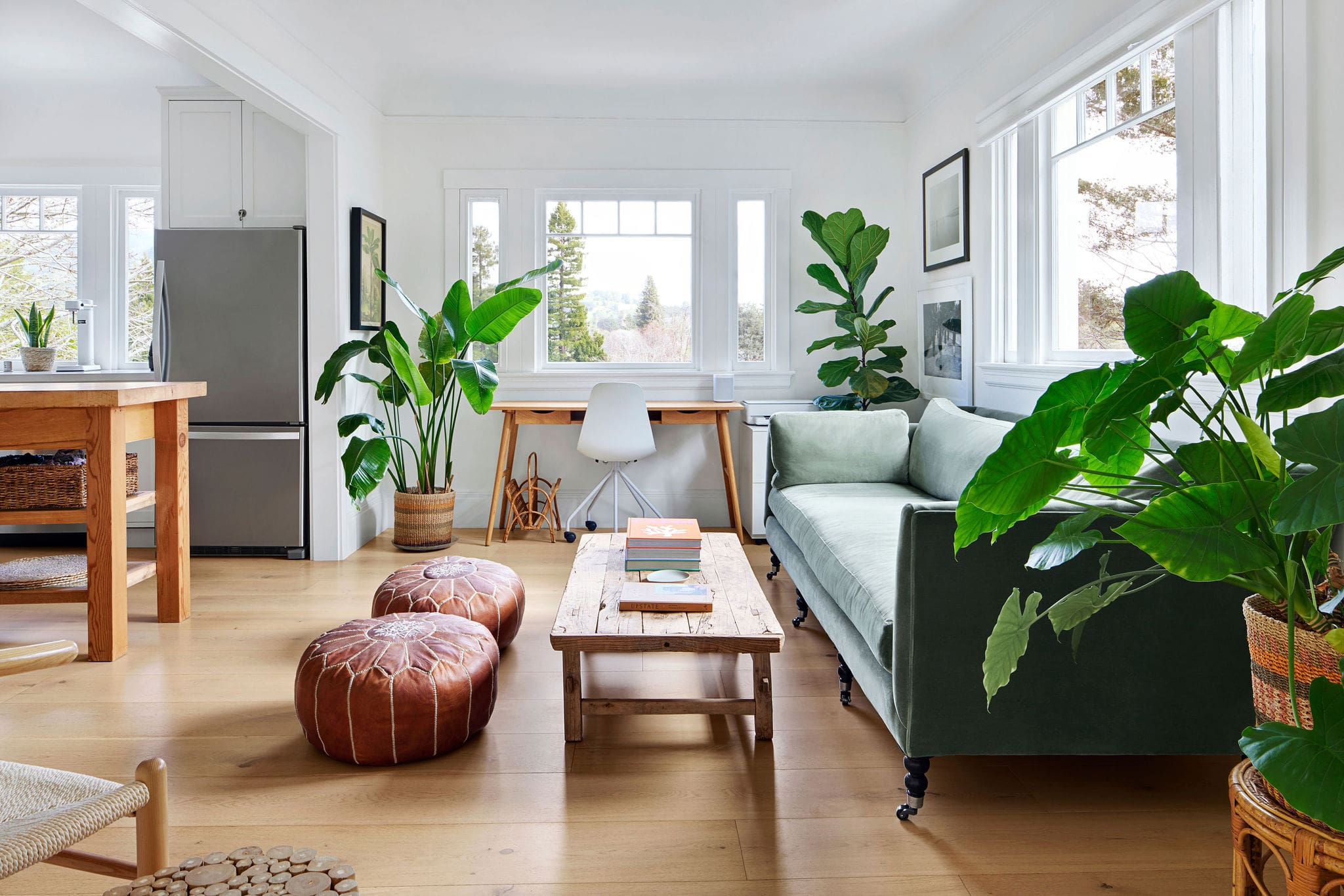 Soleil des Pins: Charming 2-Bedroom House with Hot Tub and Pool, North Beach