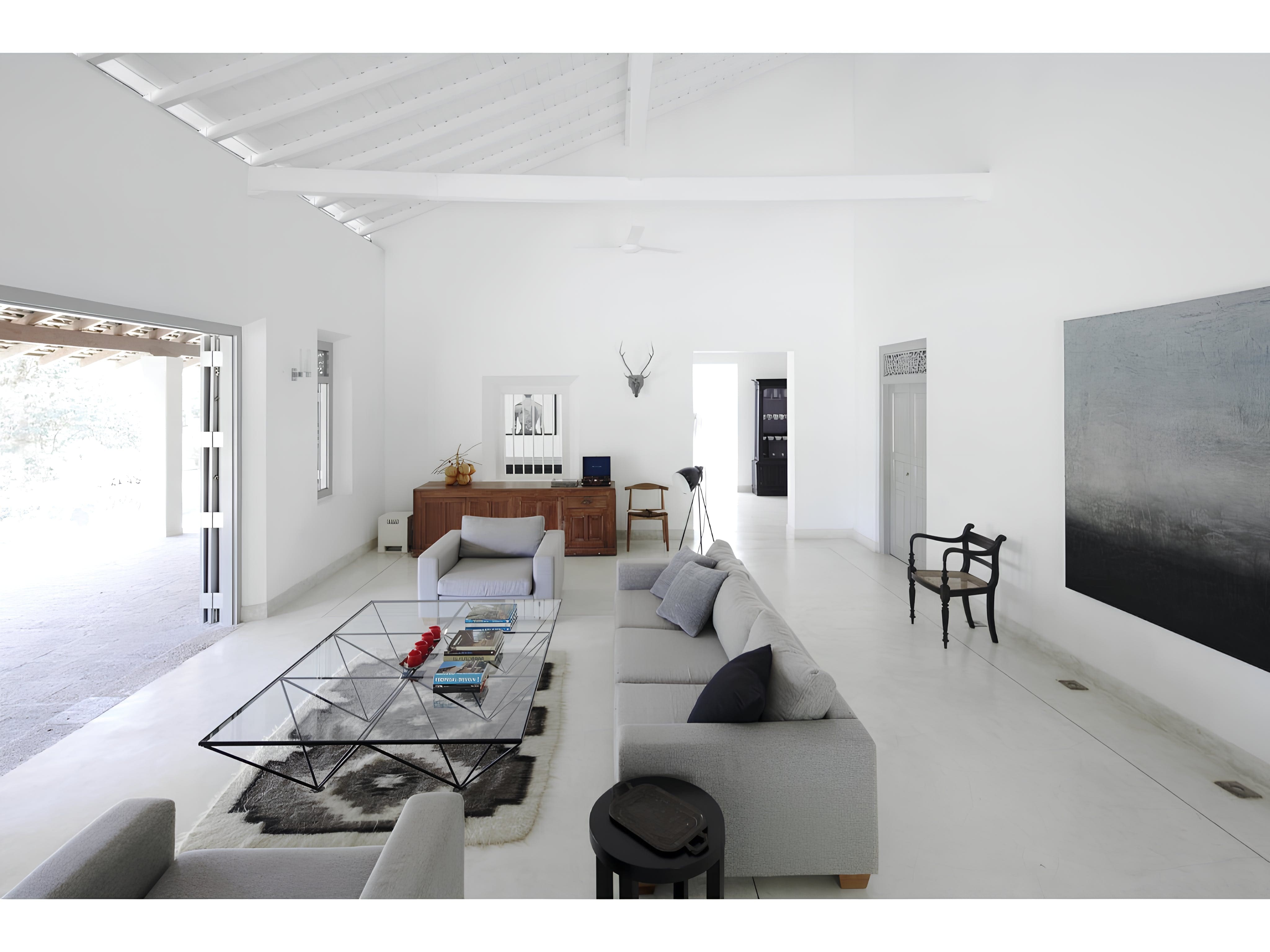 Suwandara Seaview Apartment: Luxury 4-Bedroom Apartment with Seaview in Sri Lanka