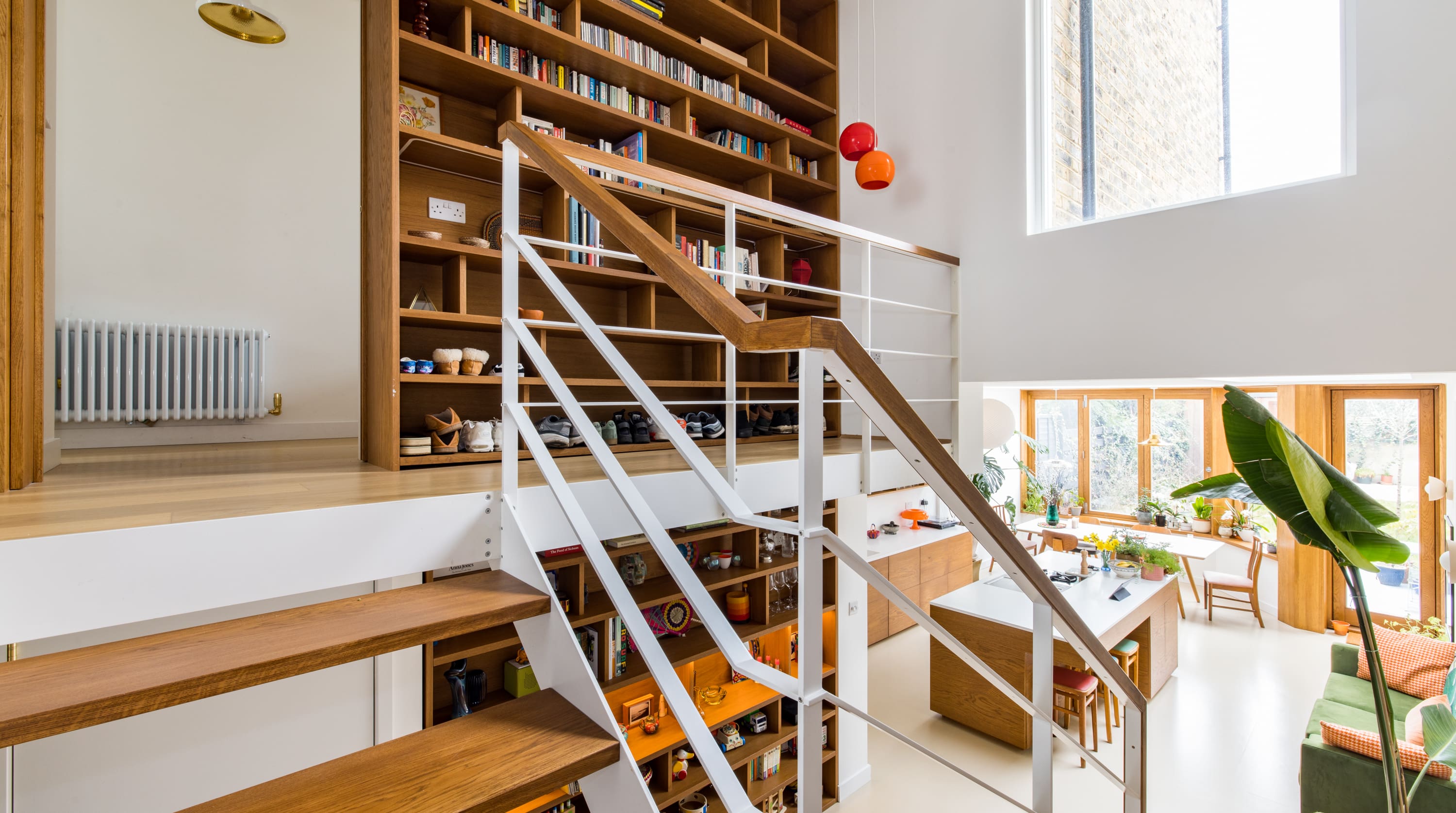 The Victorian Terrace: Award-Winning 4-Bedroom Victorian House with Designer Interiors, Hackney London