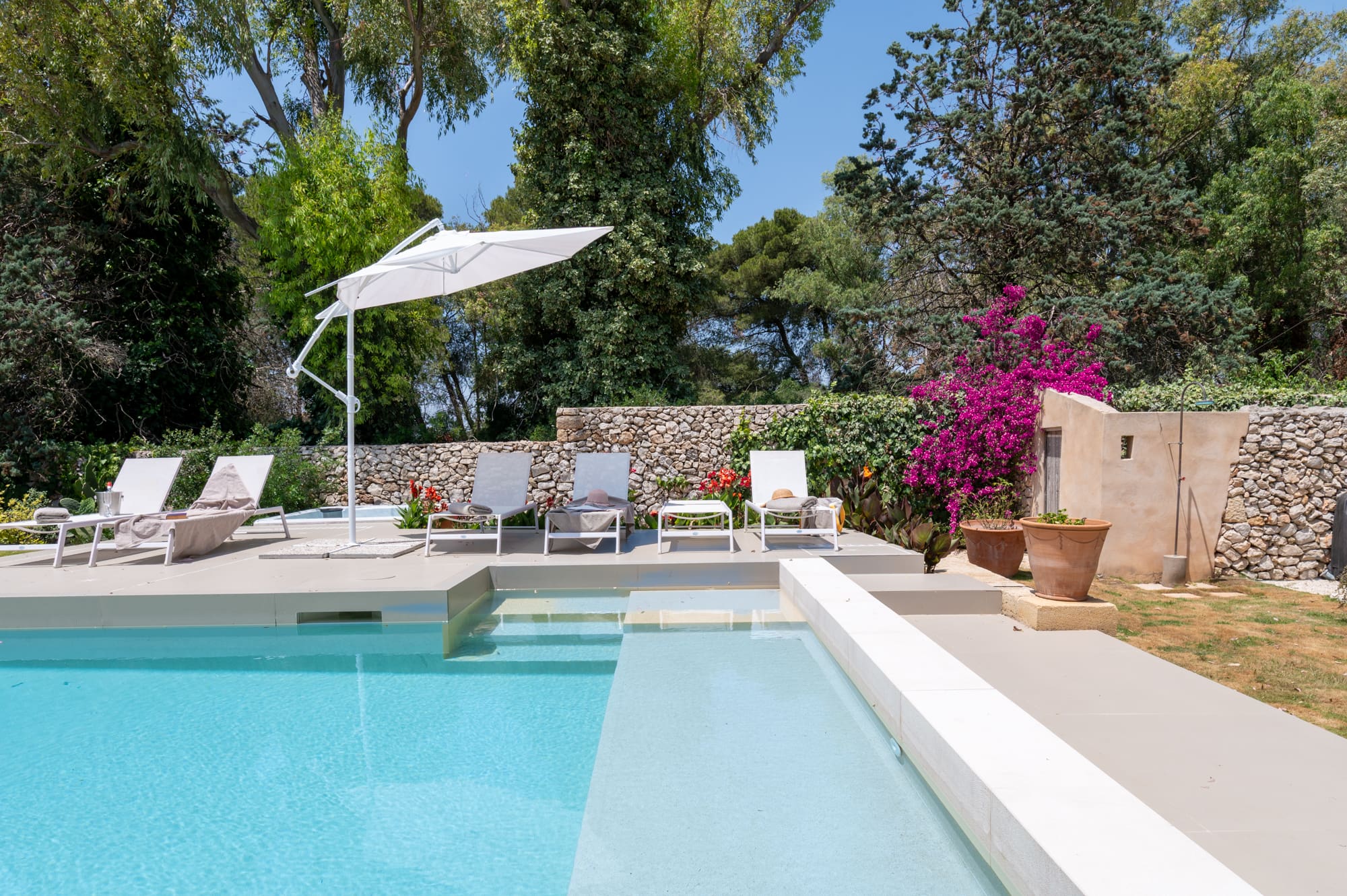 Trullo Canale Casarano: Charming 3-Bedroom Villa with Pool and Countryside Views, Puglia