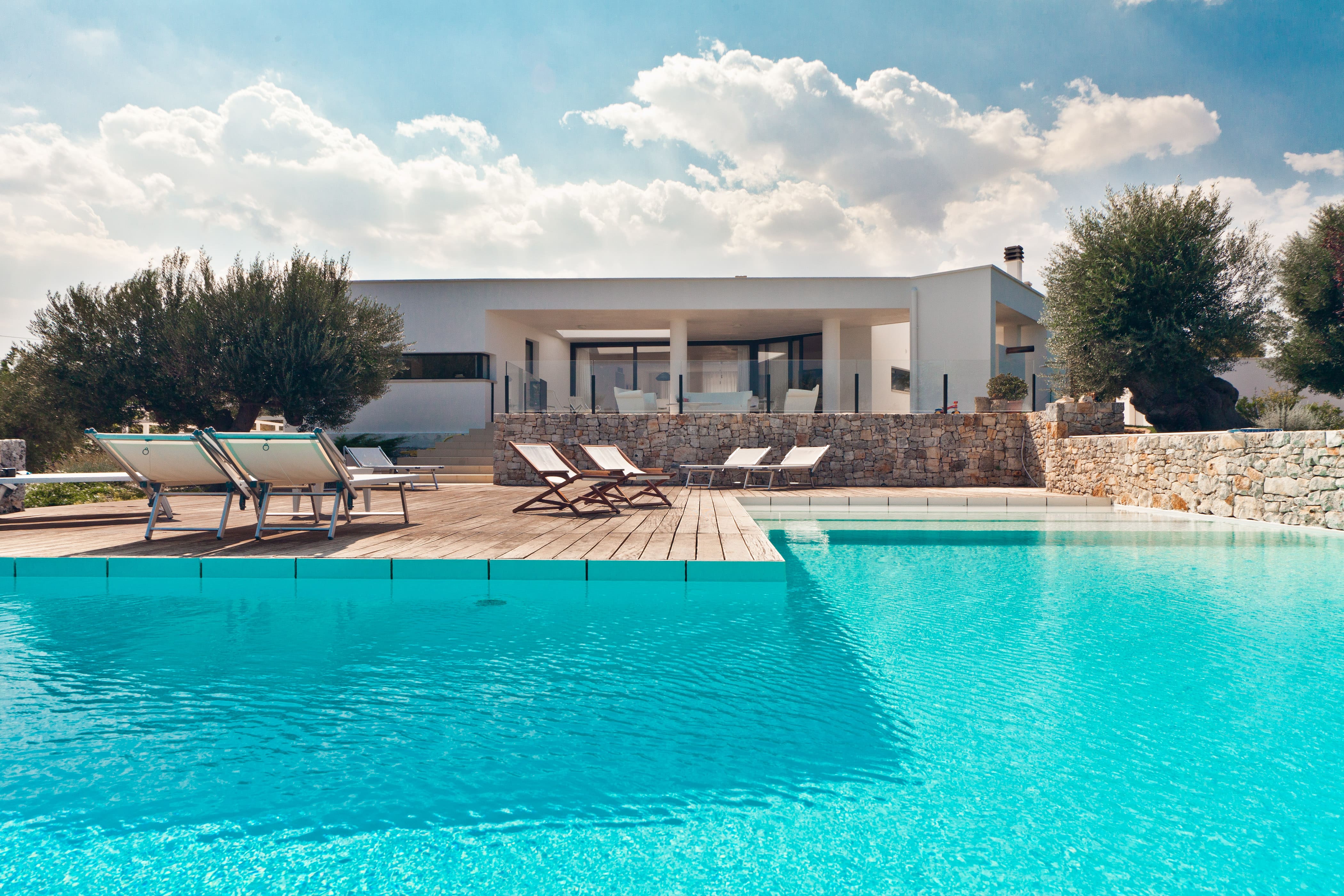 Trullo Cilentano Polignano: Luxury 3-Bedroom Villa with Sea Views and Pool, Polignano a Mare