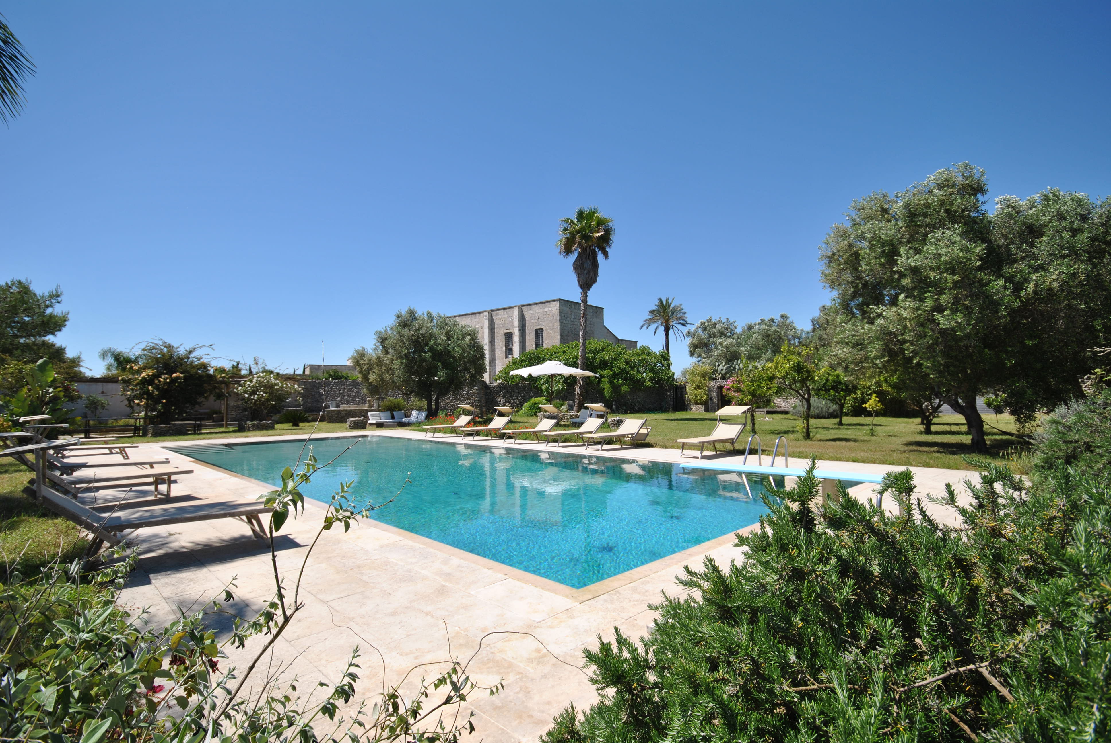 Trullo Lecci Lecce: Luxury 6-Bedroom Apartment with Pool, Lecce, Apulia