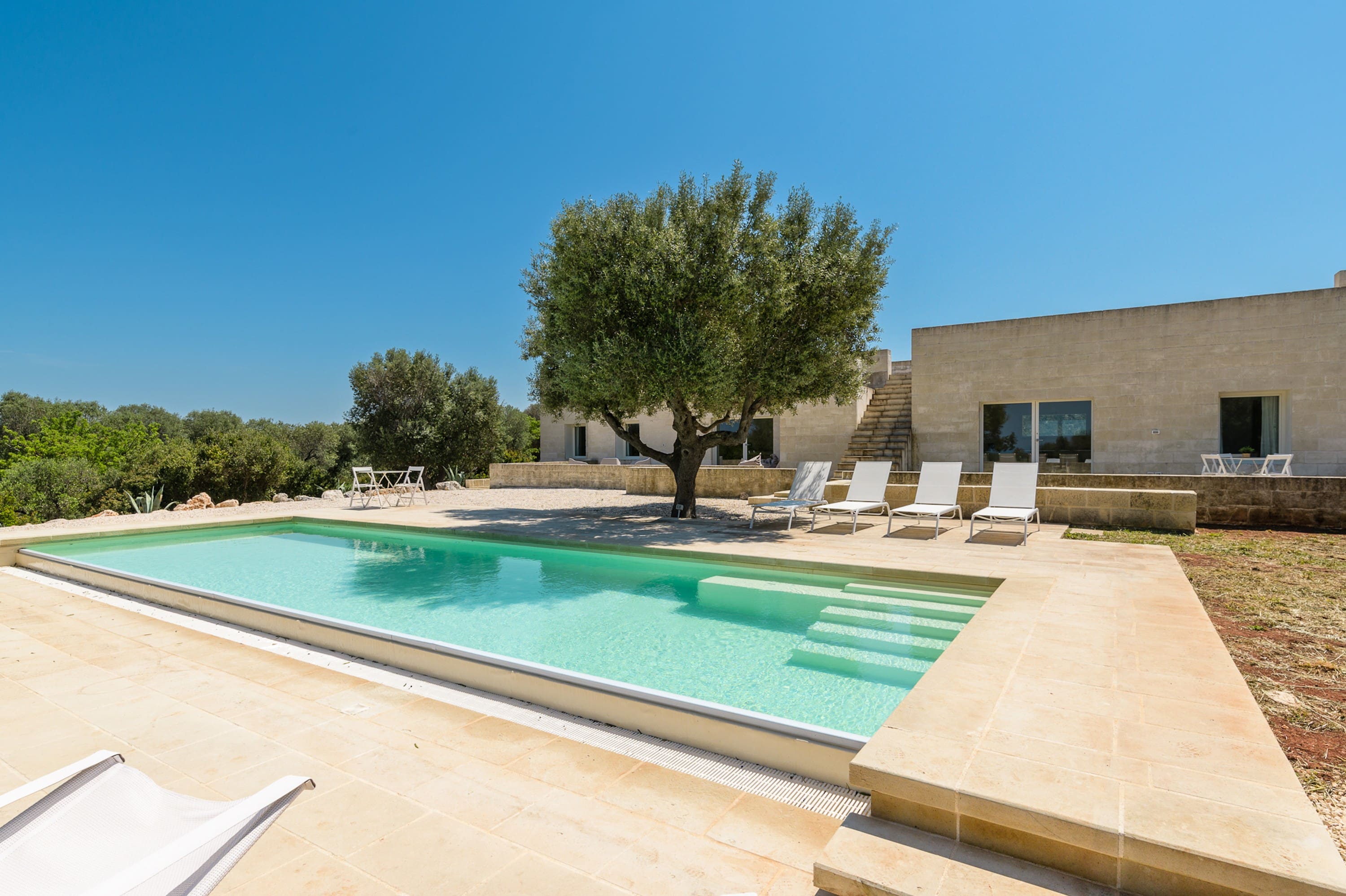 Trullo Saraceno Ostuni: Luxury 4-Bedroom Villa with Pool and Countryside Views, Ostuni