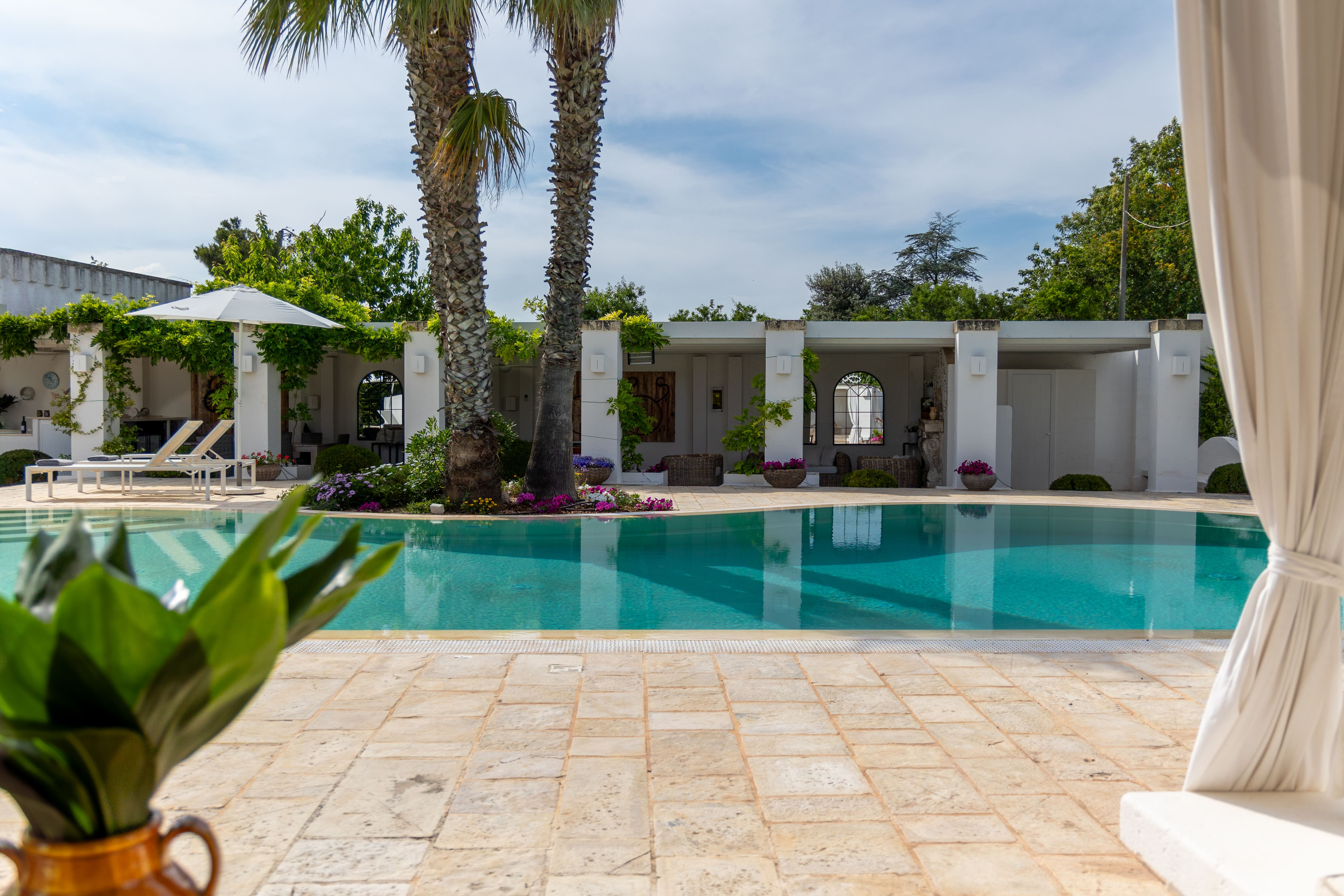 Trullo Scirocco Monopoli Monopoli: Luxury 3-Bedroom Apartment with Seaview and Pool, Monopoli