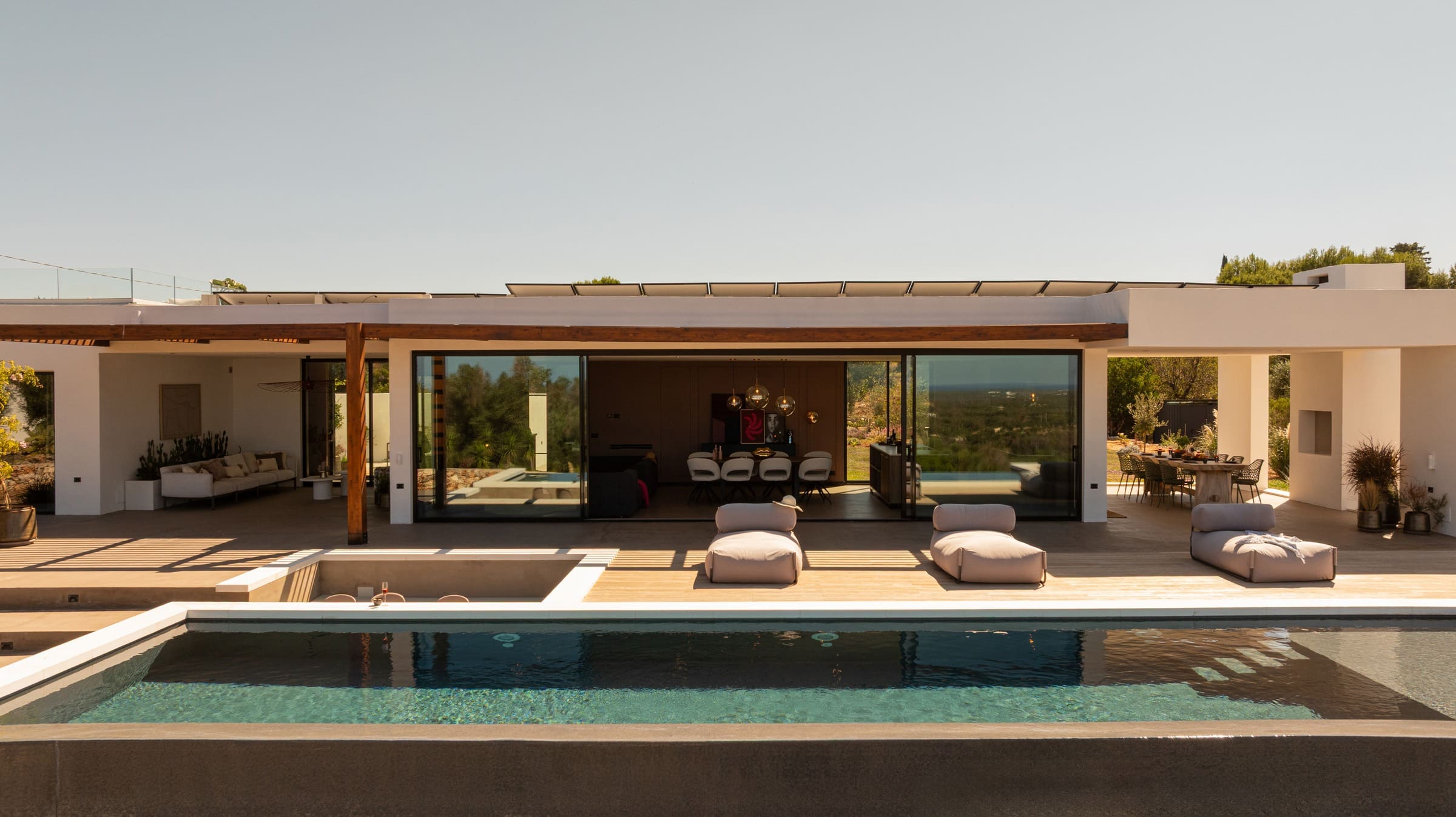 Trullo Uliveto Ostuni Ostuni 9: 4-Bedroom Apartment with Infinity Pool in Ostuni