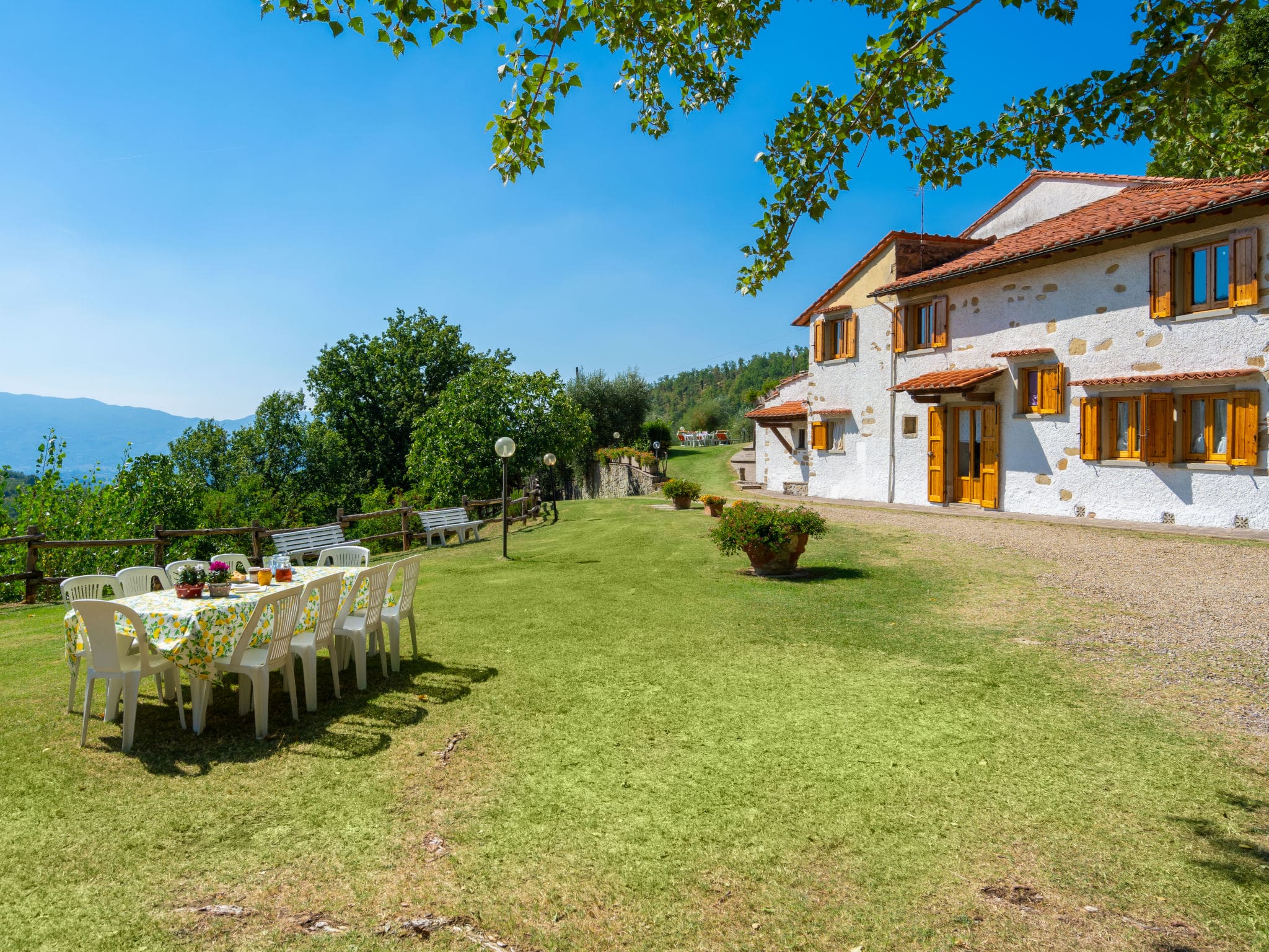 Villa Acone Vicchio: Spectacular 5-Bedroom Tuscan Villa with Private Pool and Mountain Views in Rural Florence Province