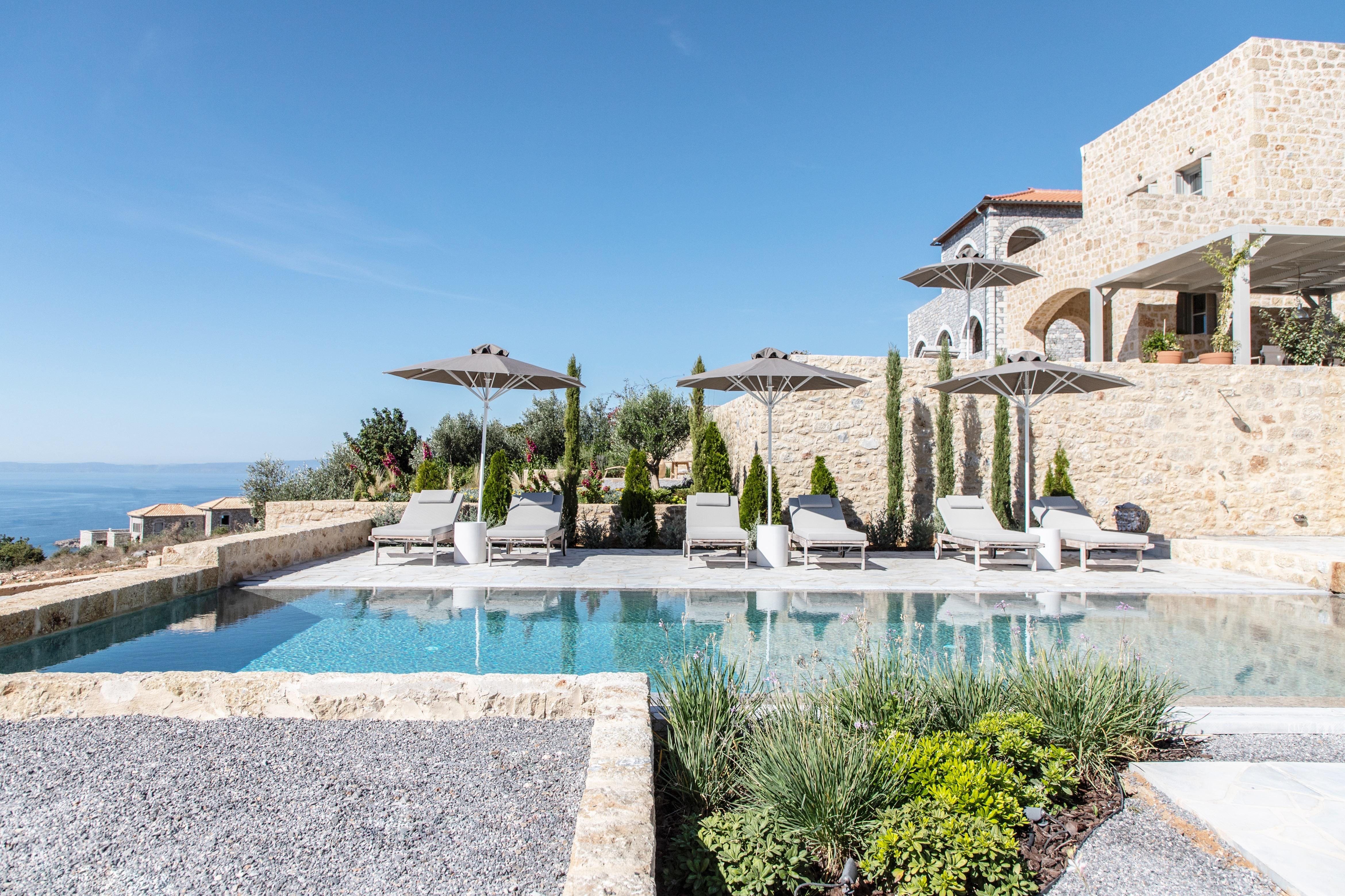 Villa Agios Pylos: Spacious 5-Bedroom Apartment with Seaview and Pool, Messenia