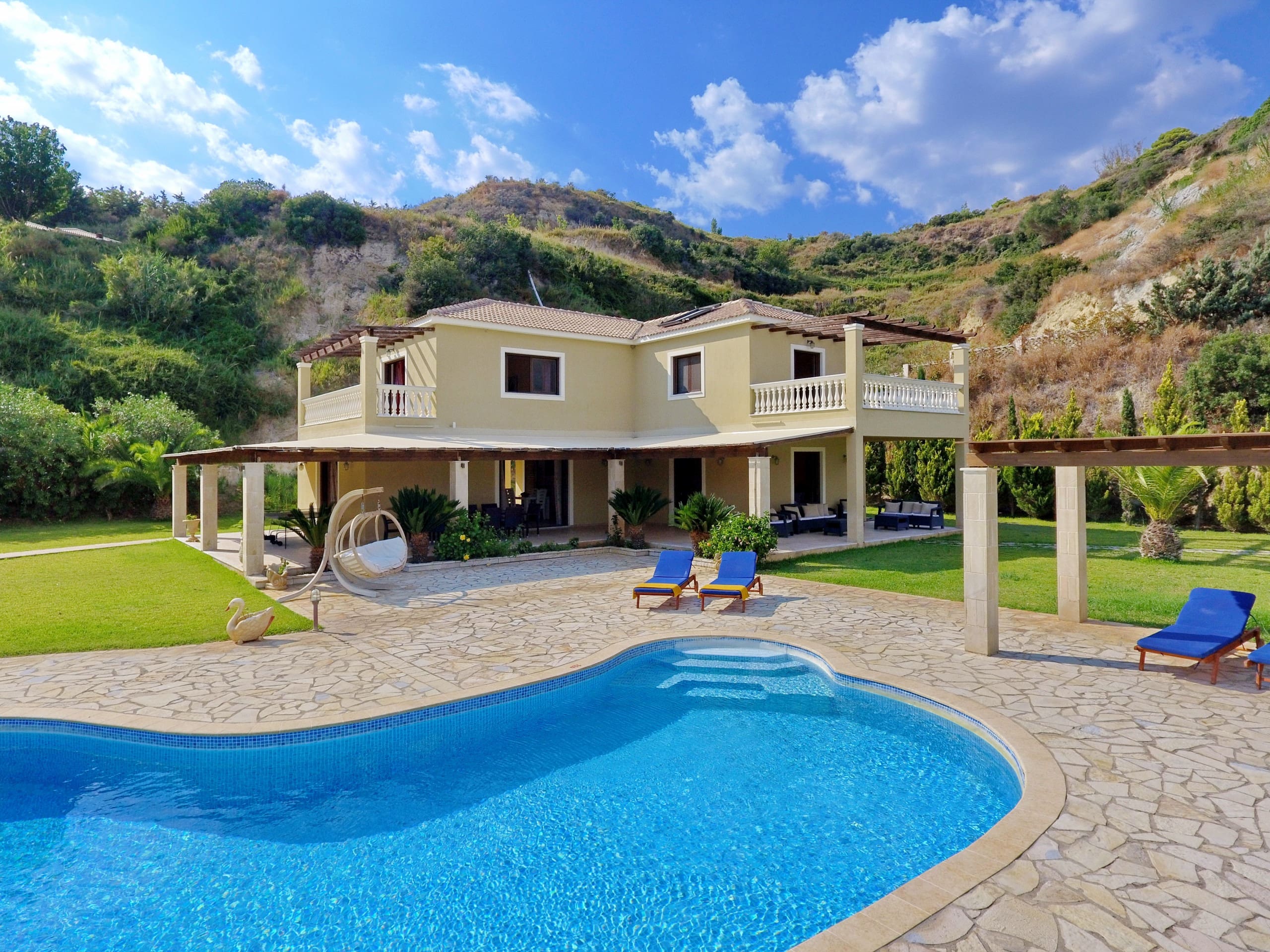 Villa Ainos Liakas: Luxury 4-Bedroom Villa with Seaview and Pool, Livathos Kefallonia