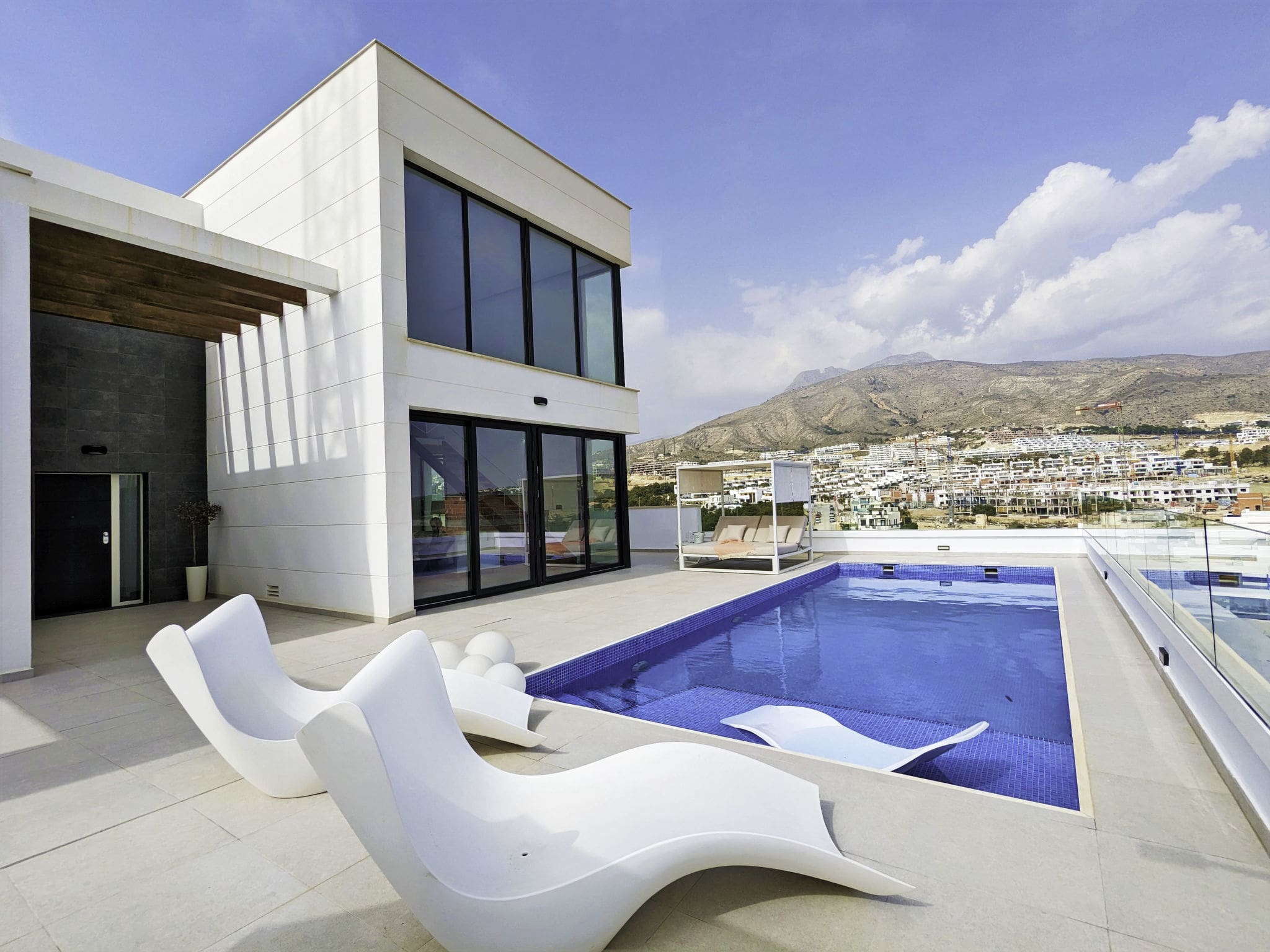 Villa Aitana Benidorm: Spectacular 3-Bedroom Luxury Villa with Private Pool and Panoramic Mountain Views