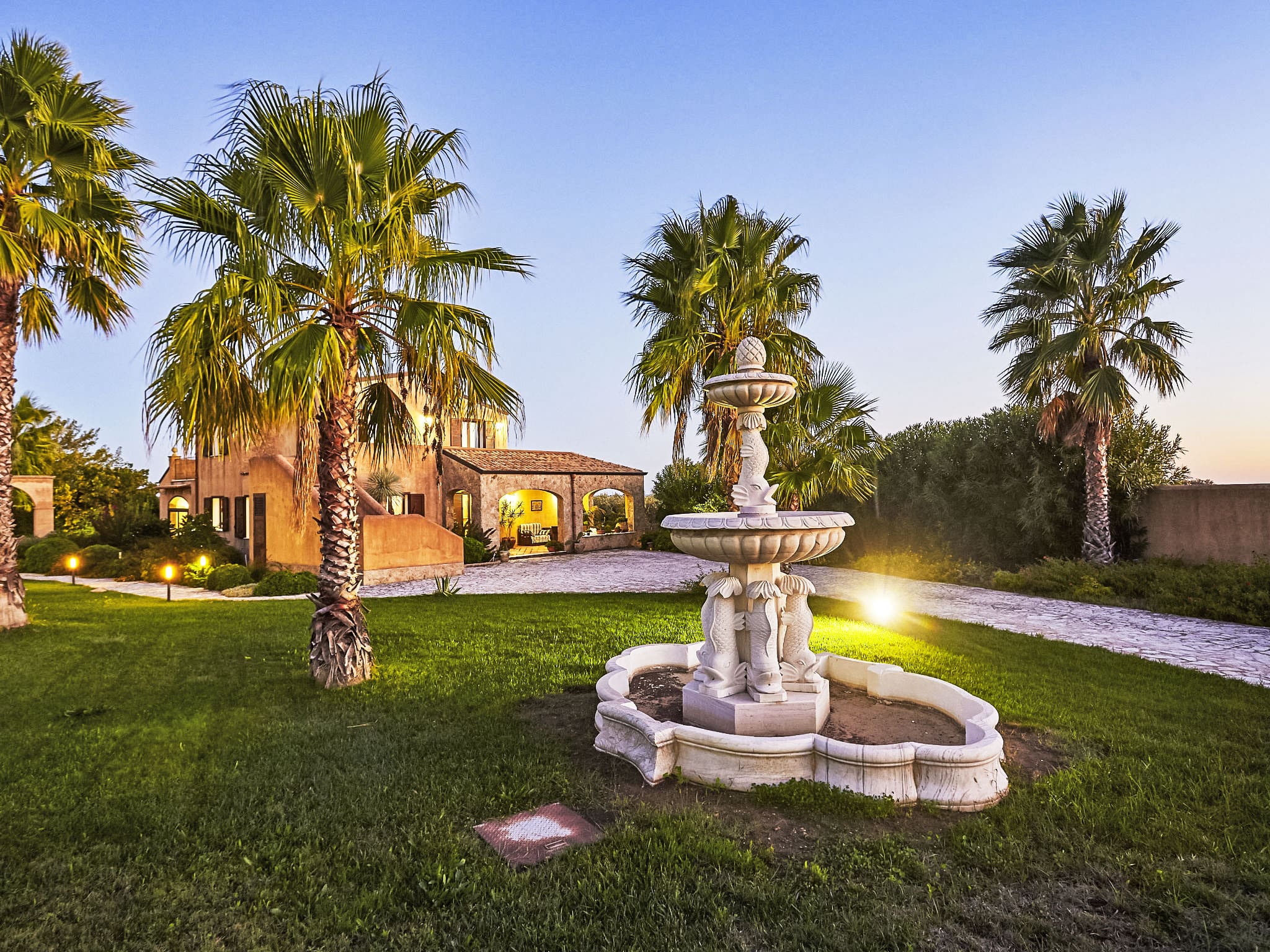 Villa Akragas Selinunte: Stunning 4-Bedroom Villa with Private Pool and Sea Views Near Ancient Temples