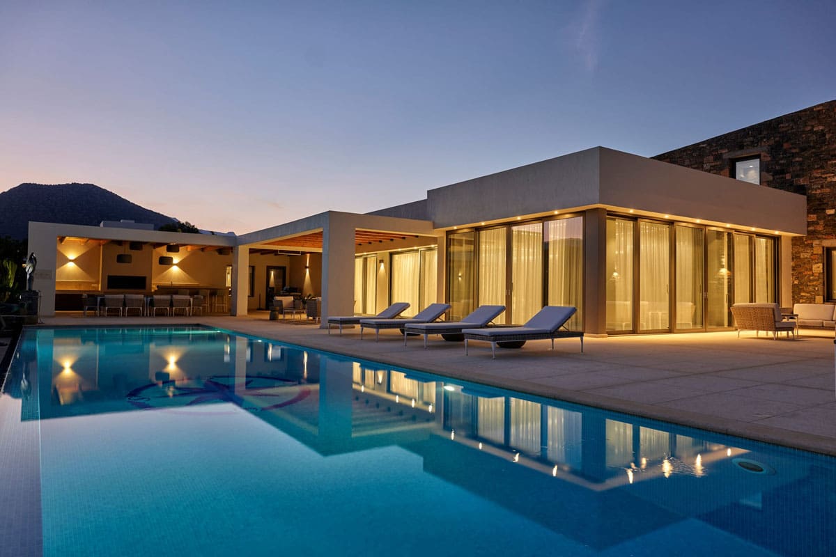 Villa Akrotiri Nikolaos: 6-Bedroom Luxury Villa with Infinity Pool and Sea Views, Agios Nikolaos