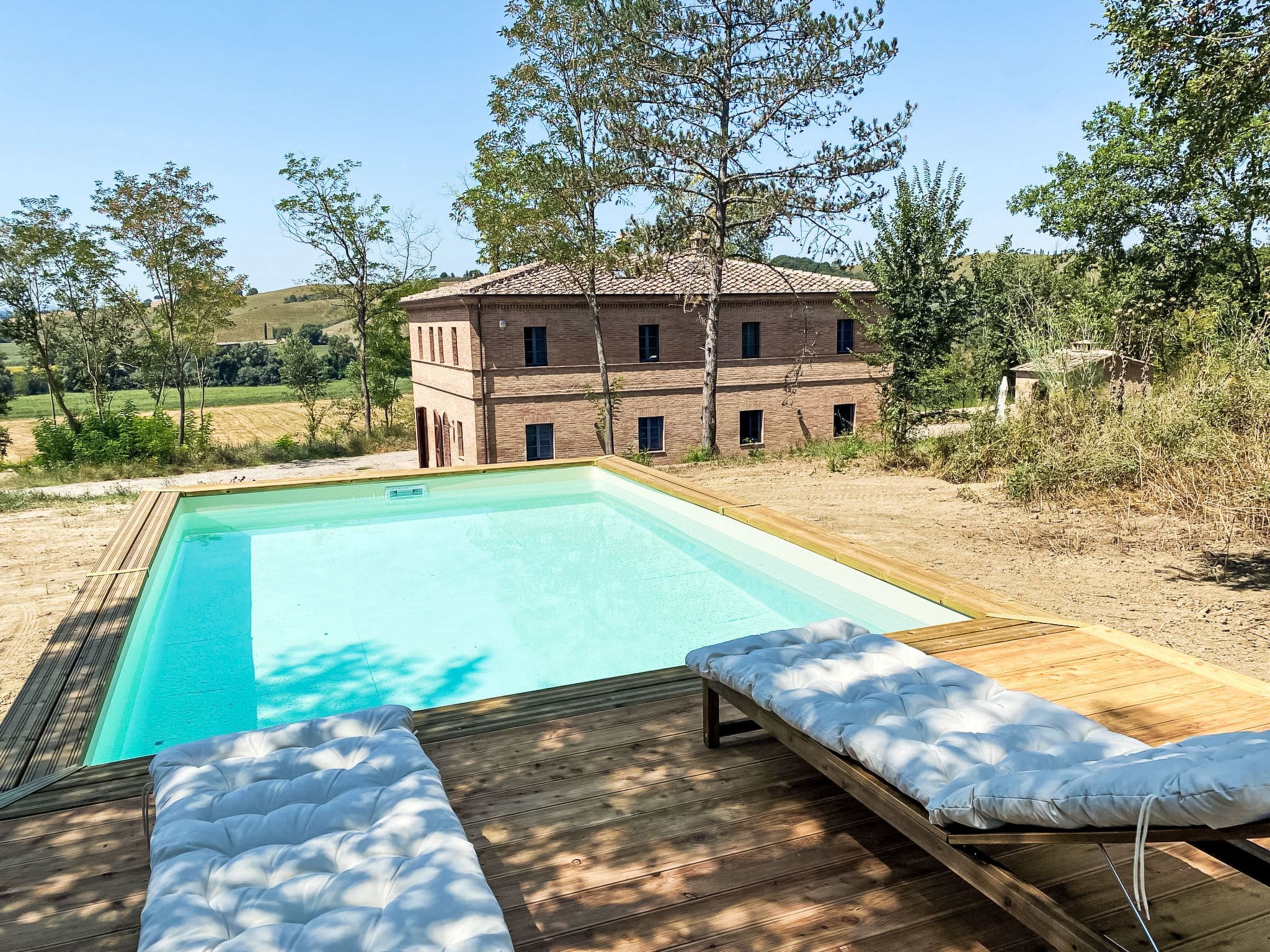 Villa Arbia Buonconvento: Stunning 4-Bedroom Country Villa with Private Pool and Panoramic Views in Tuscany Italy