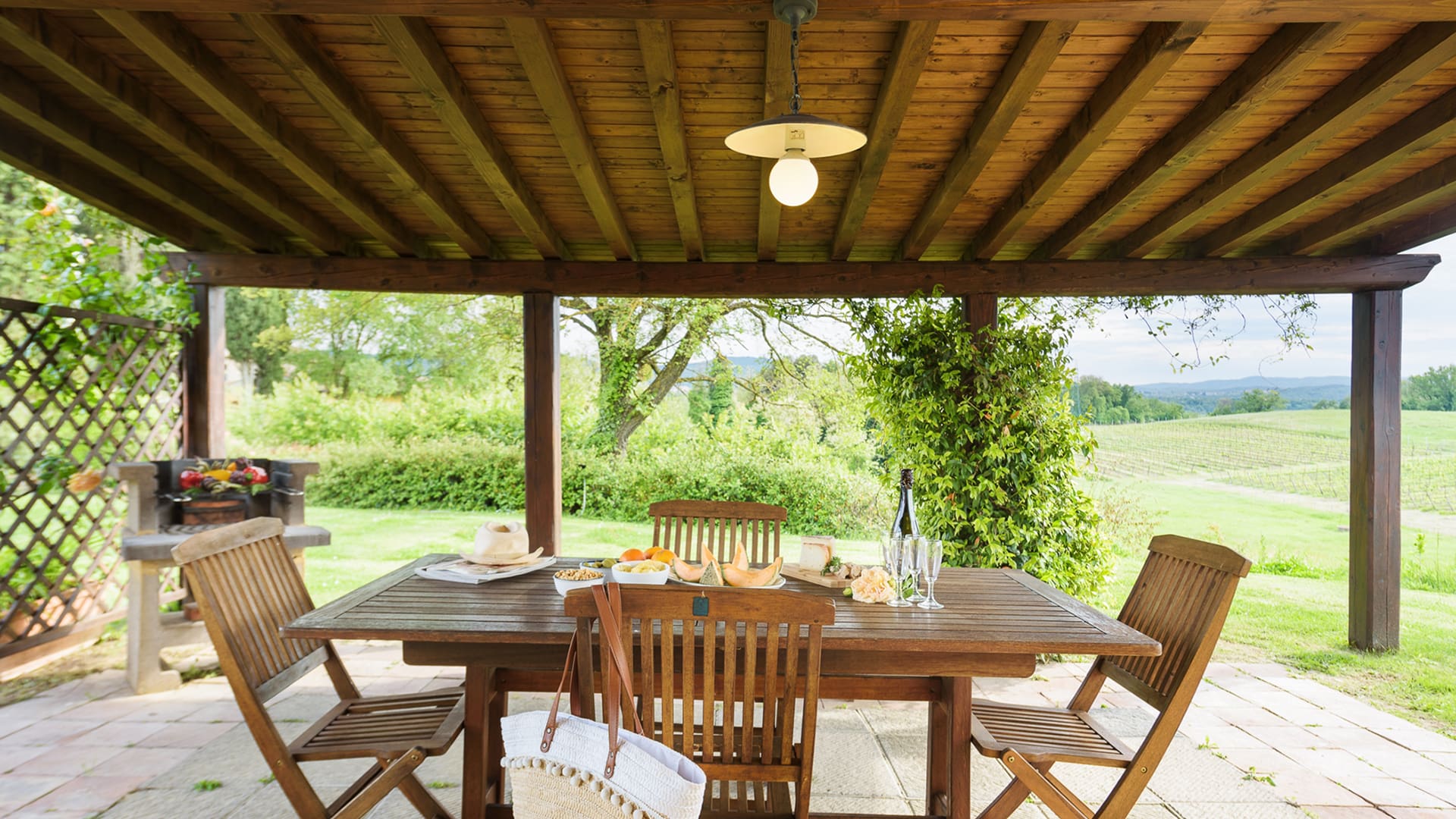 Villa Balze Cortona: Luxury 9-Bedroom Villa with Pool and Scenic Views, Val di Chiana