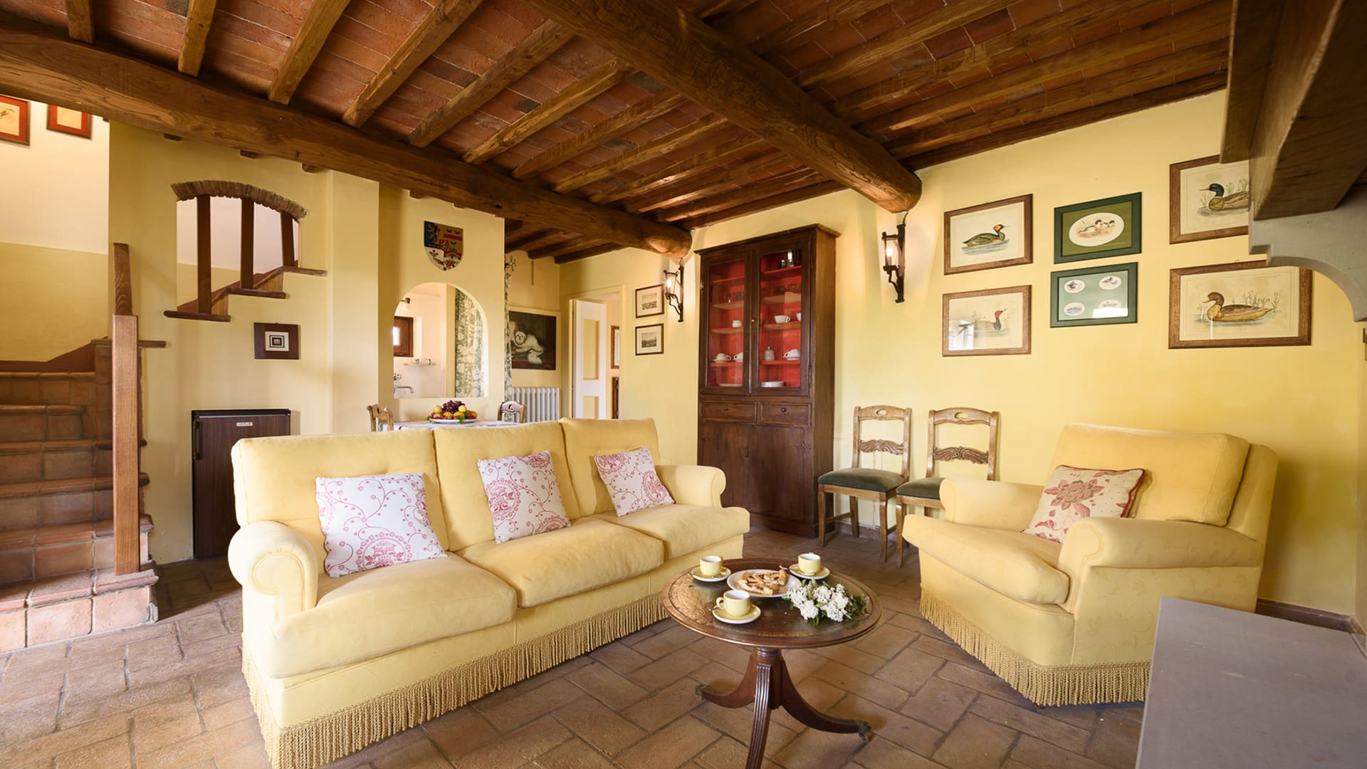 Villa Balze Cortona: Luxury 9-Bedroom Villa with Pool and Scenic Views, Val di Chiana