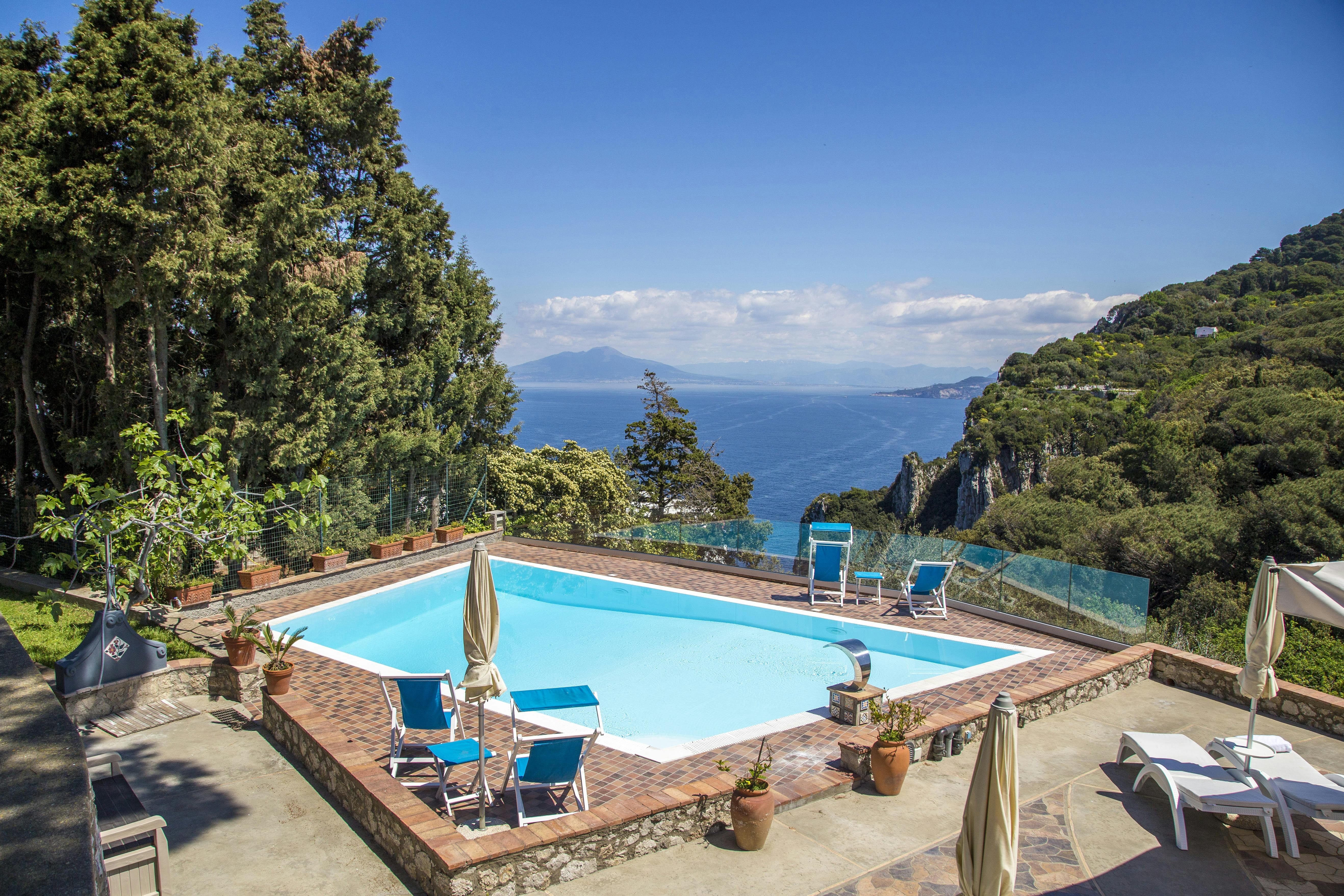 Villa Belvedere Sorrento: Luxury 5-Bedroom Villa with Private Pool and Sea View, Capri